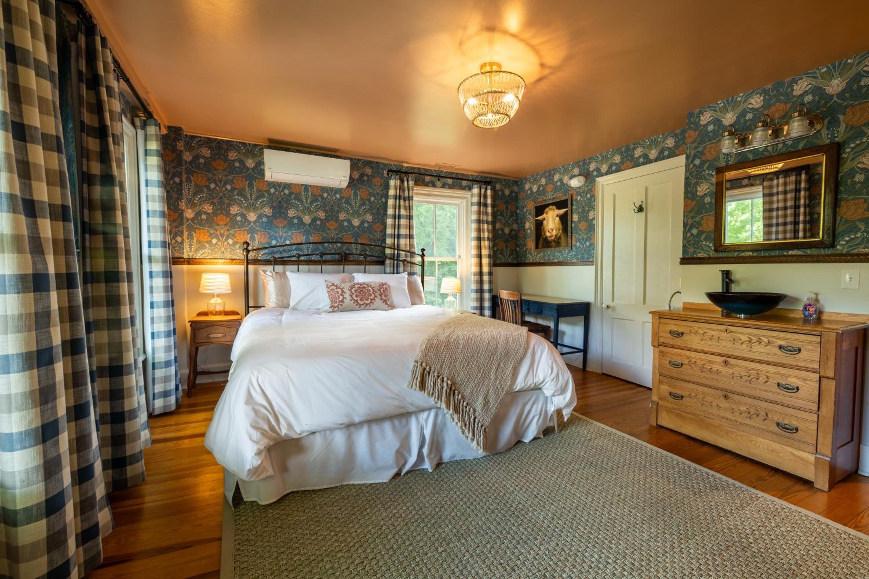 King Room