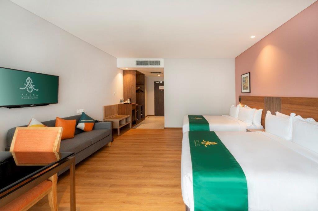 Queen Room with Two Queen Beds photo 1
