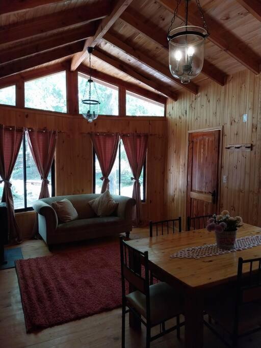 Three-Bedroom House photo 3