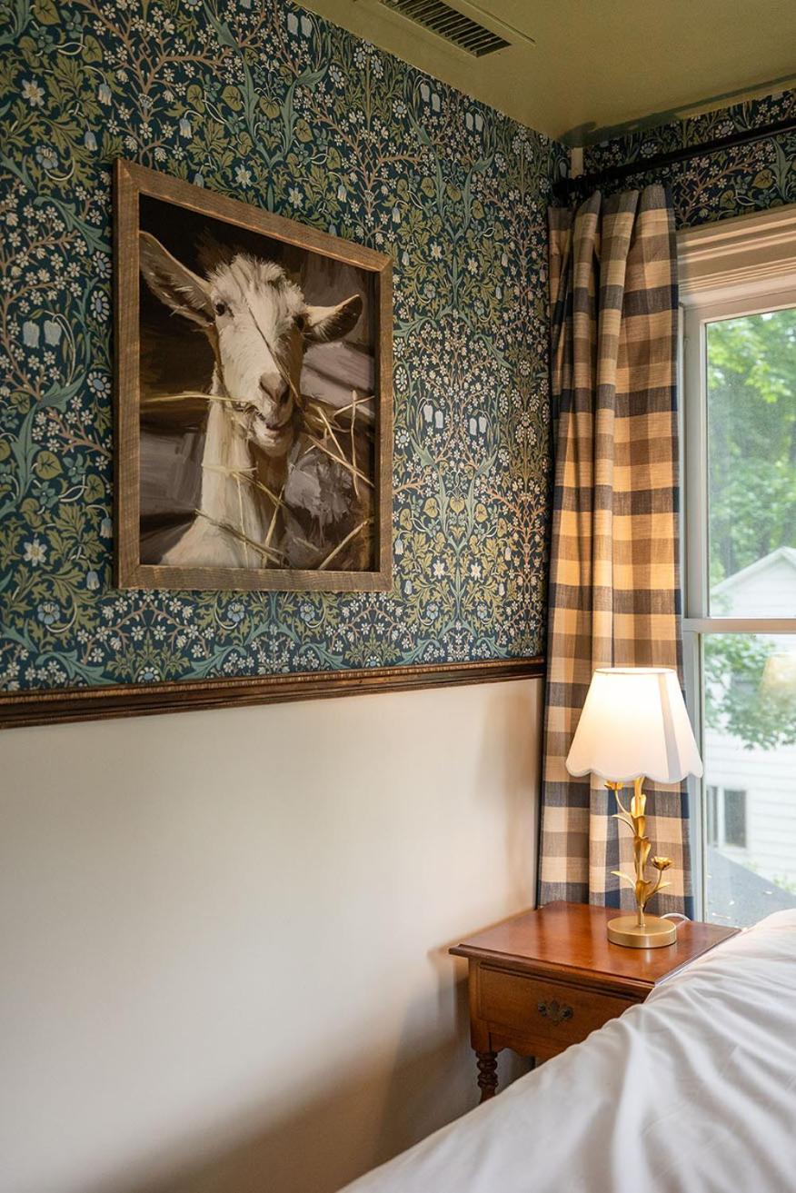 Large Double Room photo 2