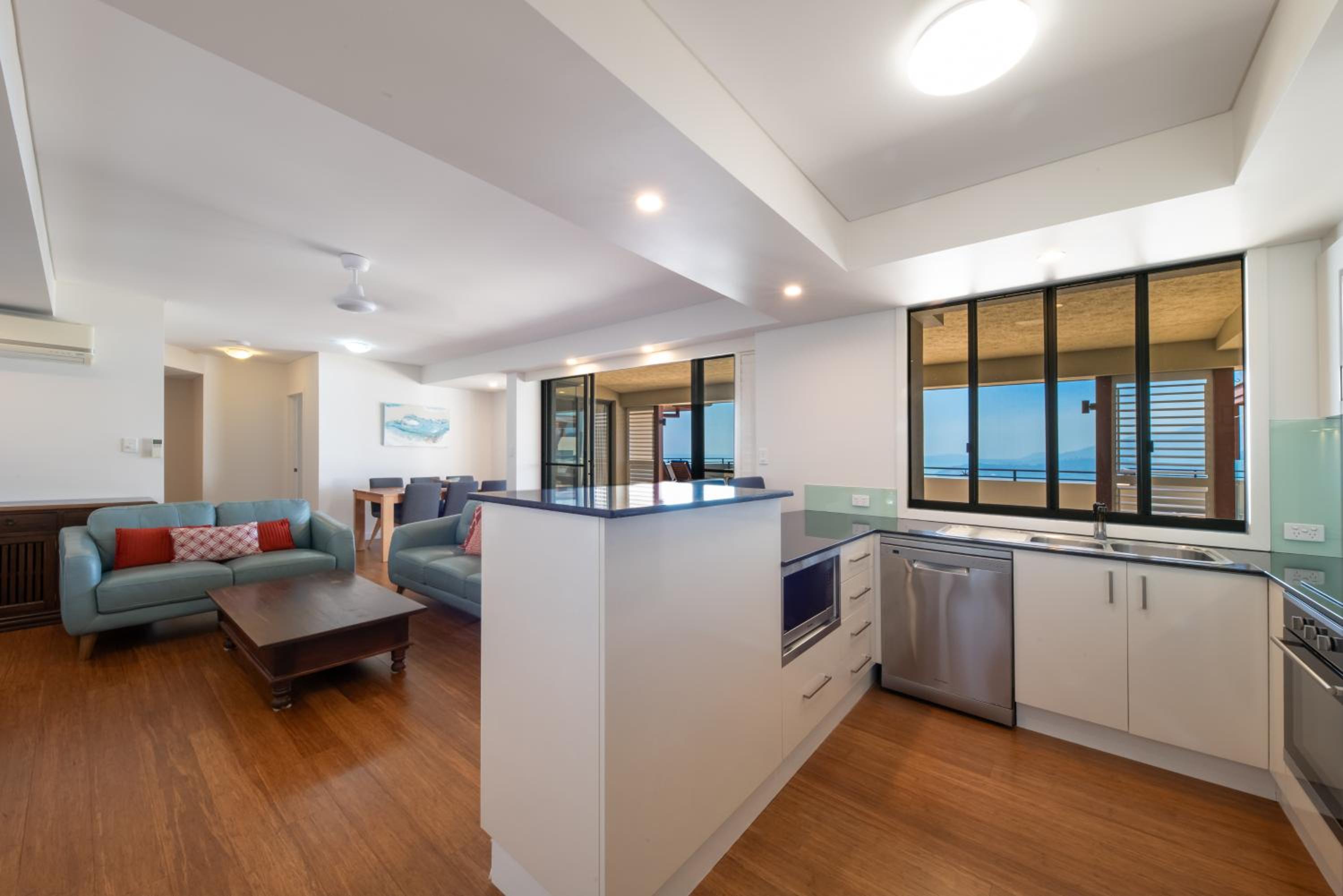 Two Bedroom Penthouse Apartment photo 2