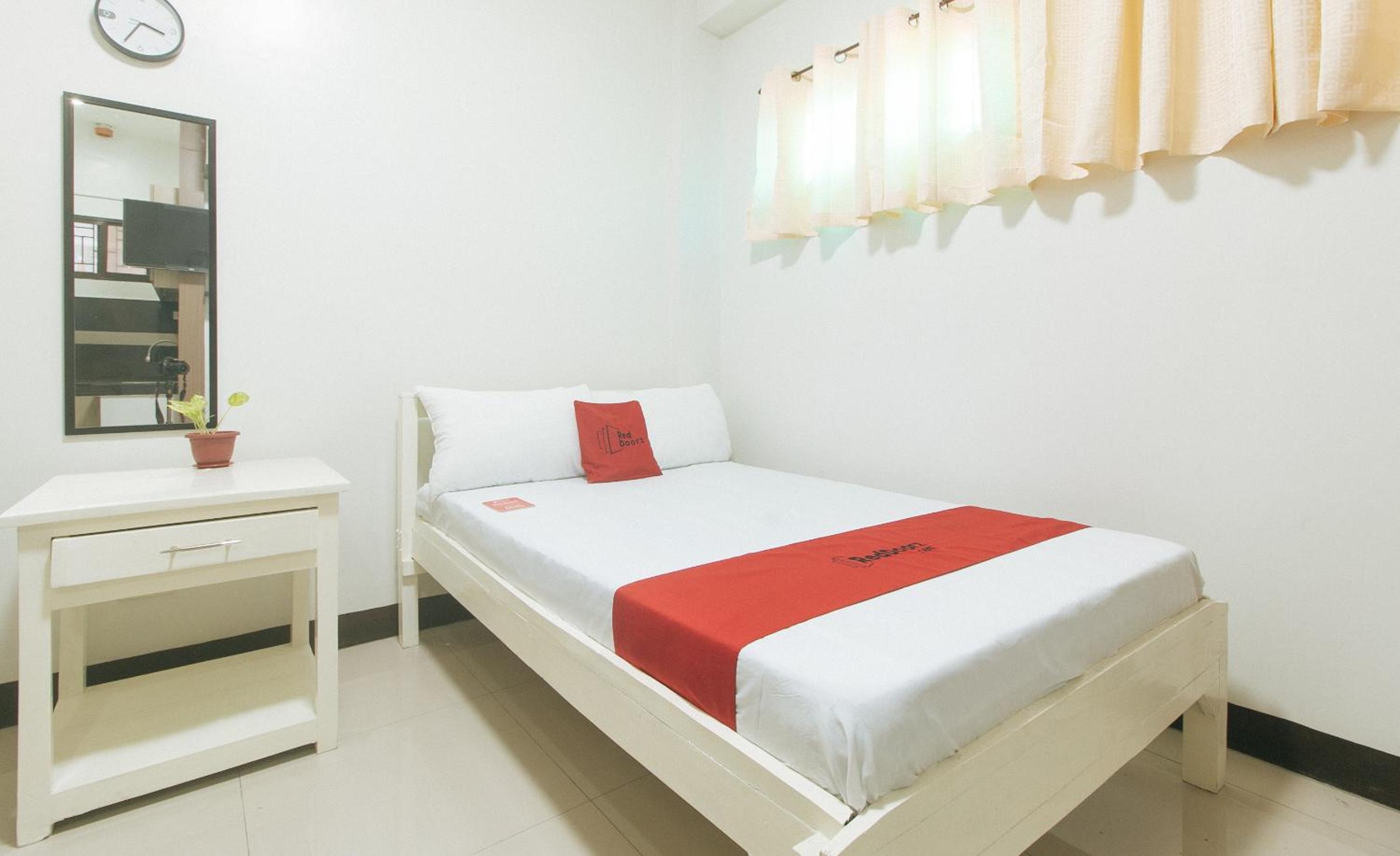 Standard Double Room - Photo 3
