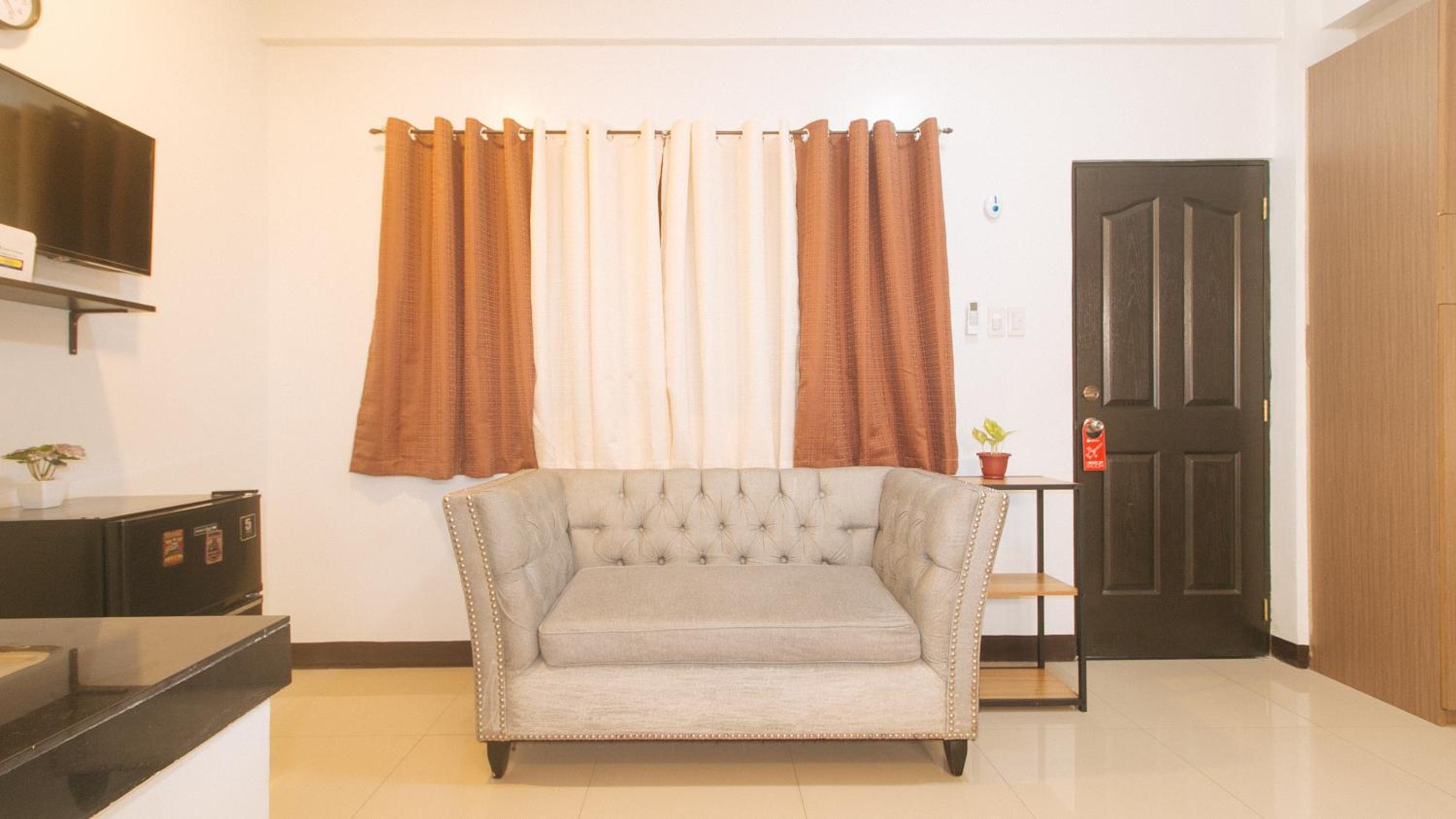 Deluxe Triple Room - Photo 9