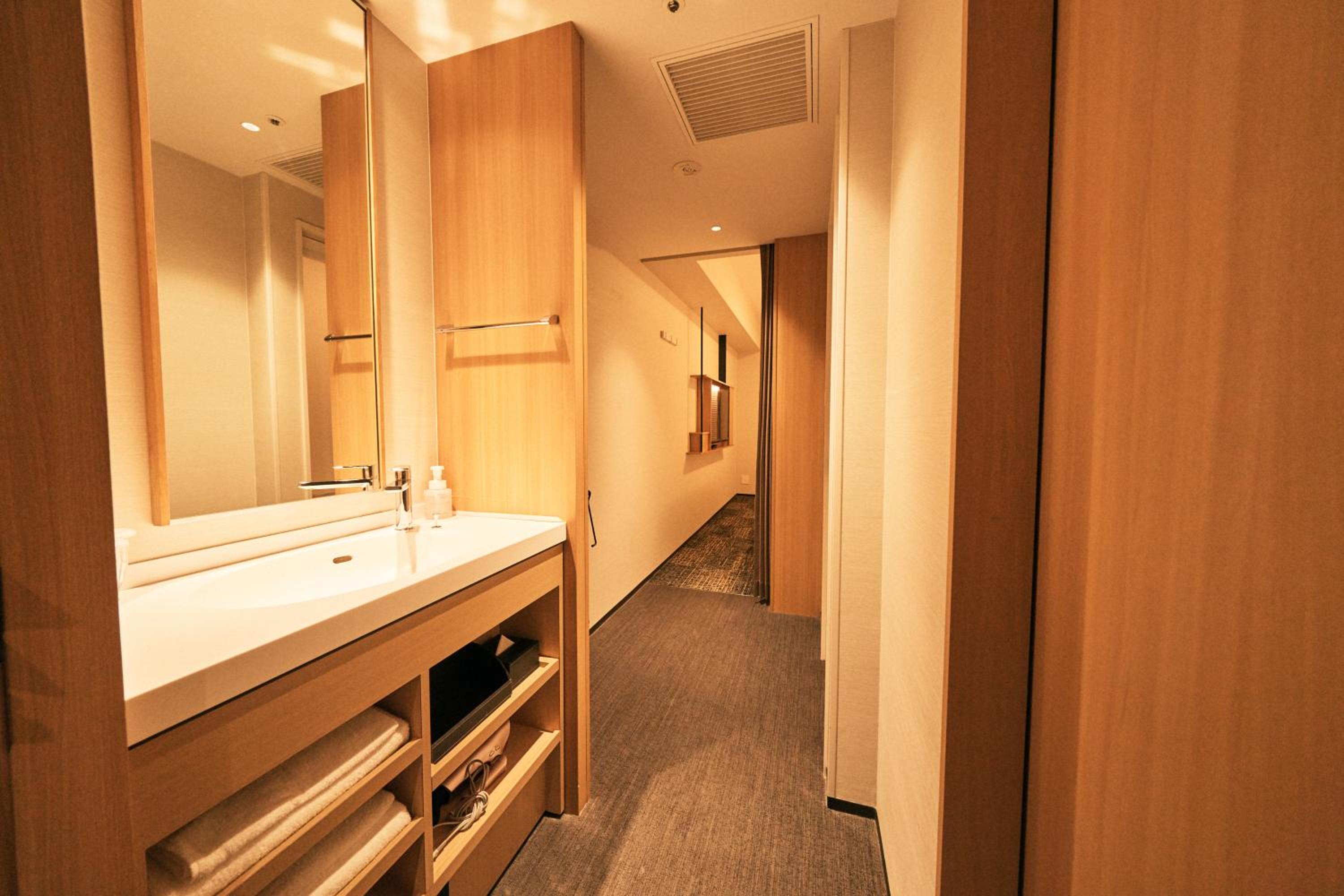 Standard Twin Room (2 adults) - Photo 3