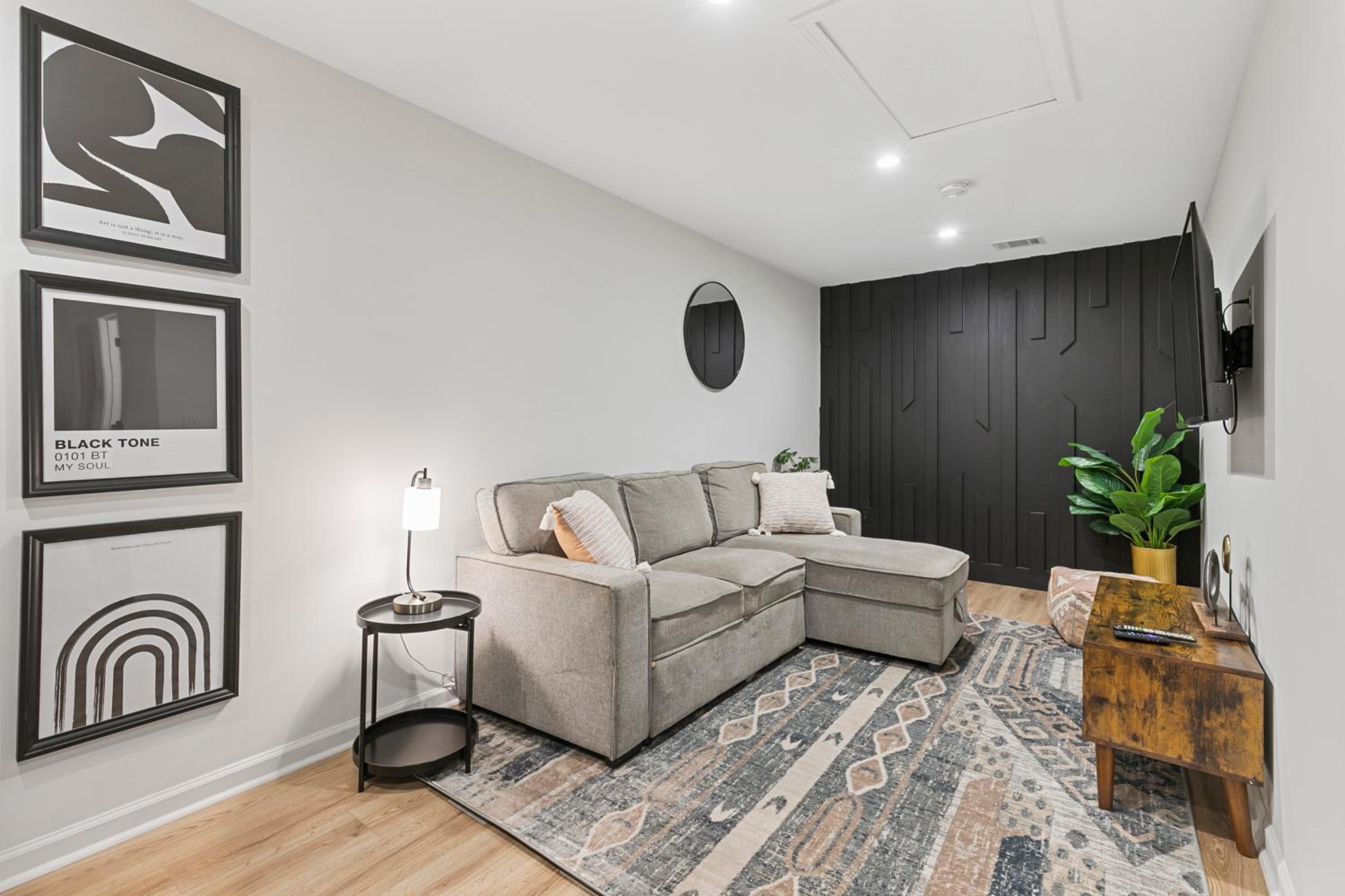Apartment photo 1