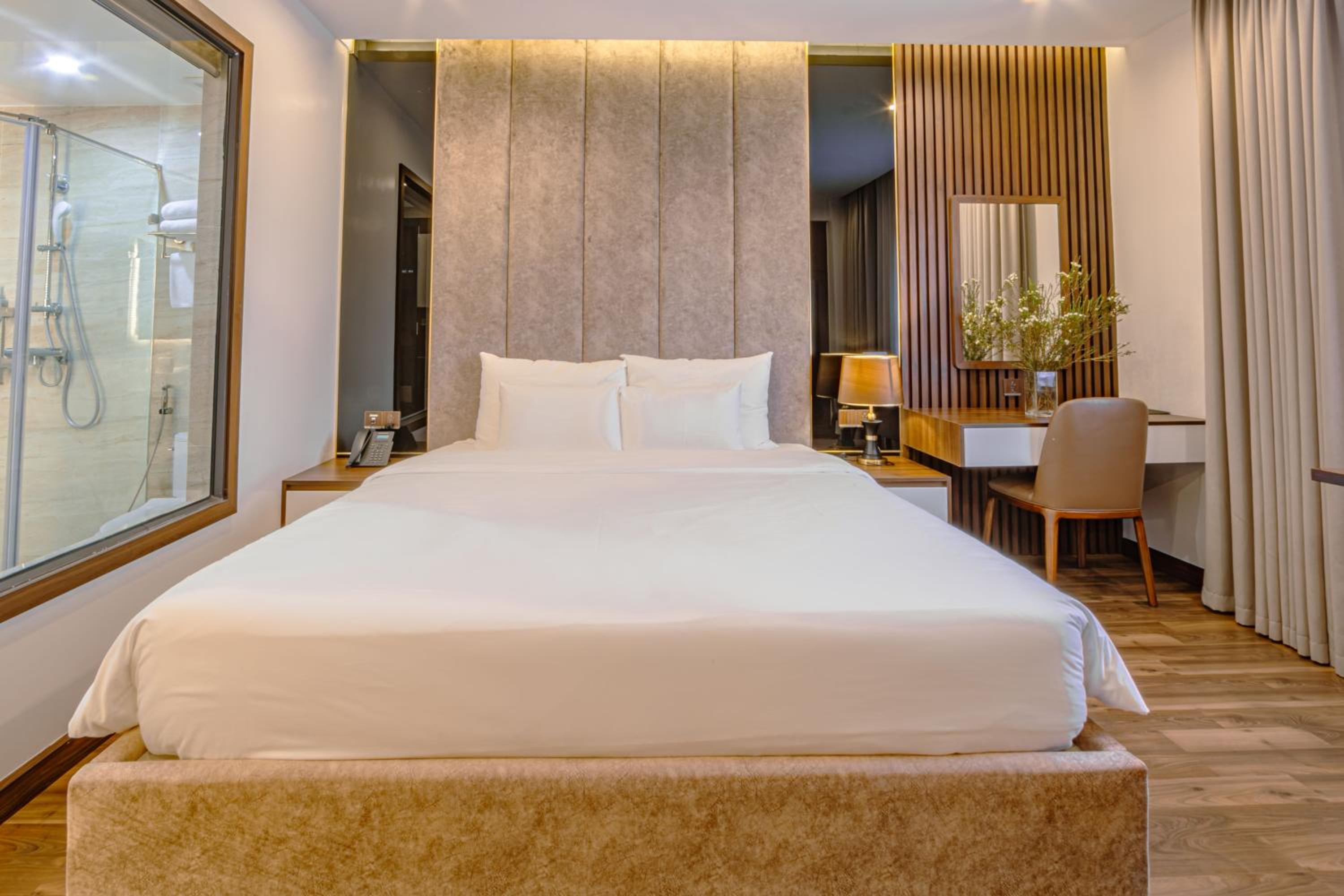 Superior Double Or Twin Room With City View - Photo 3