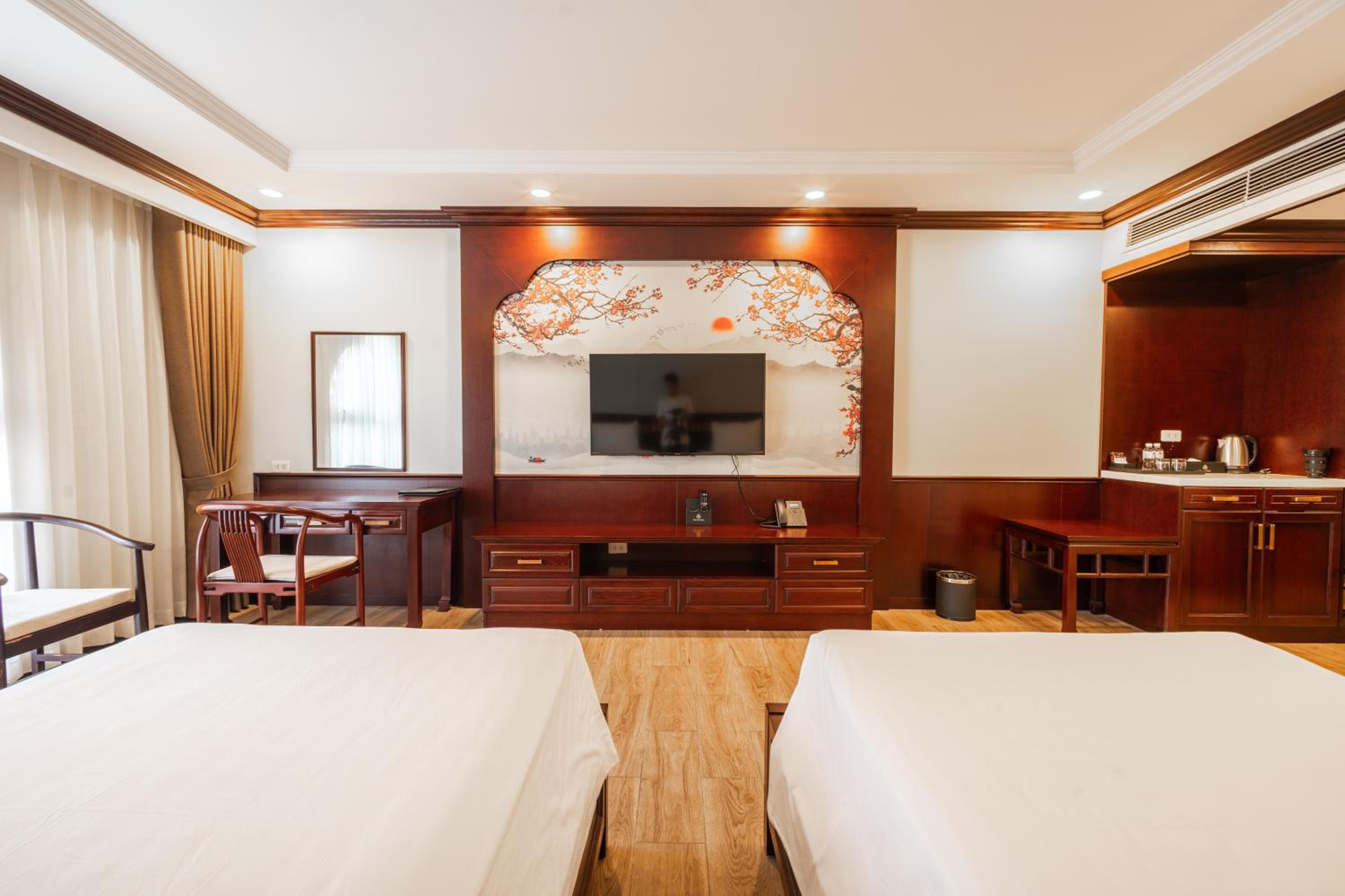 Deluxe Twin Room - Photo 9