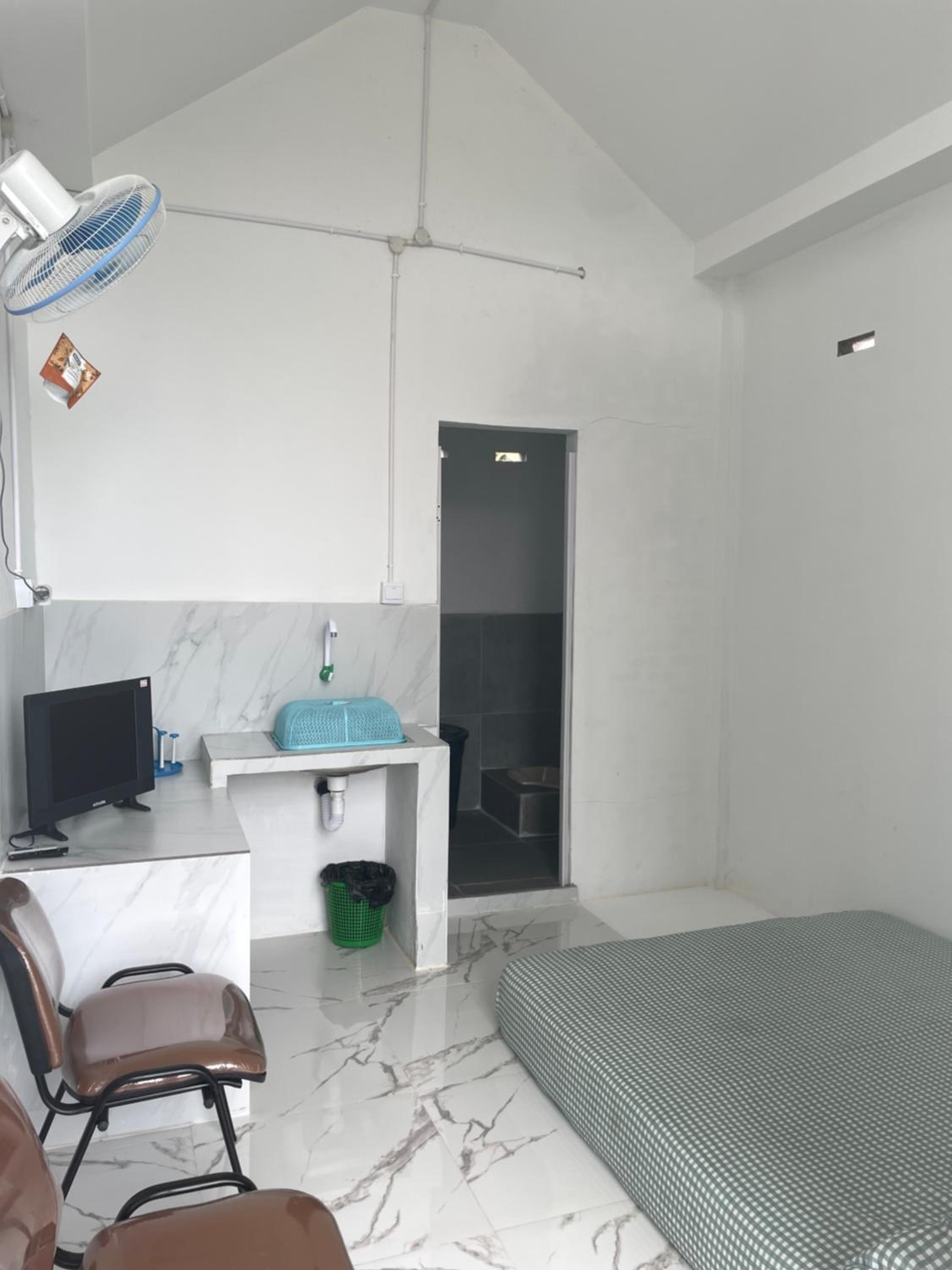 Double Room with Balcony (2 Adults + 1 Child) photo 1