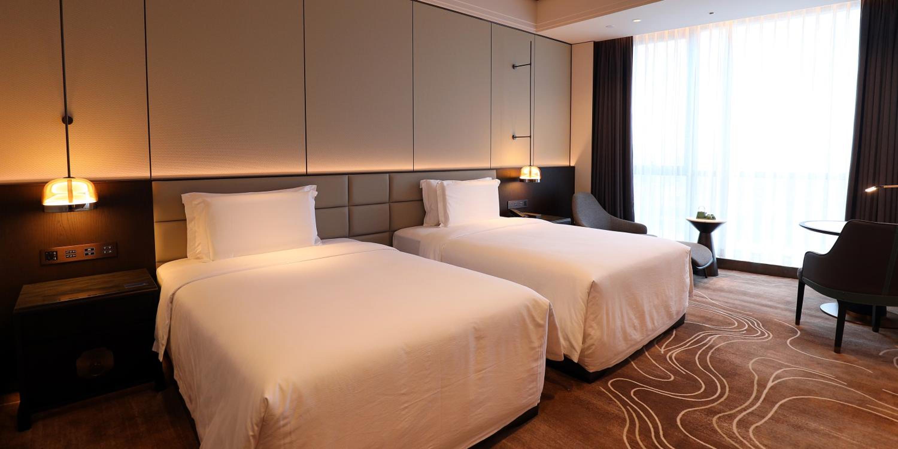 Twin Room with Lake View