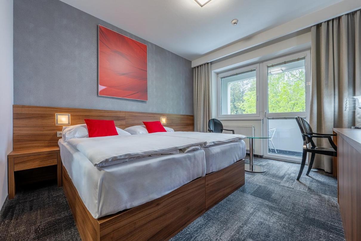 Superior Double or Twin Room photo 1