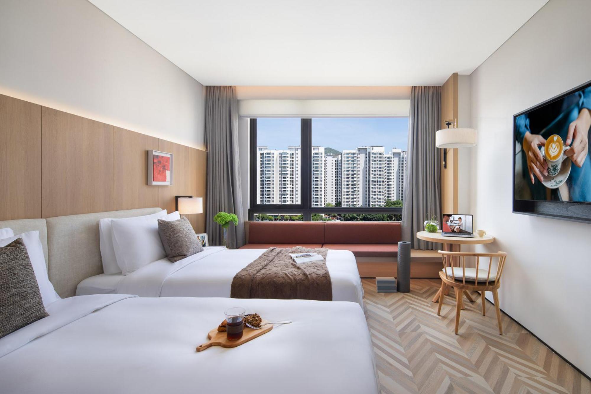 Deluxe Twin Room