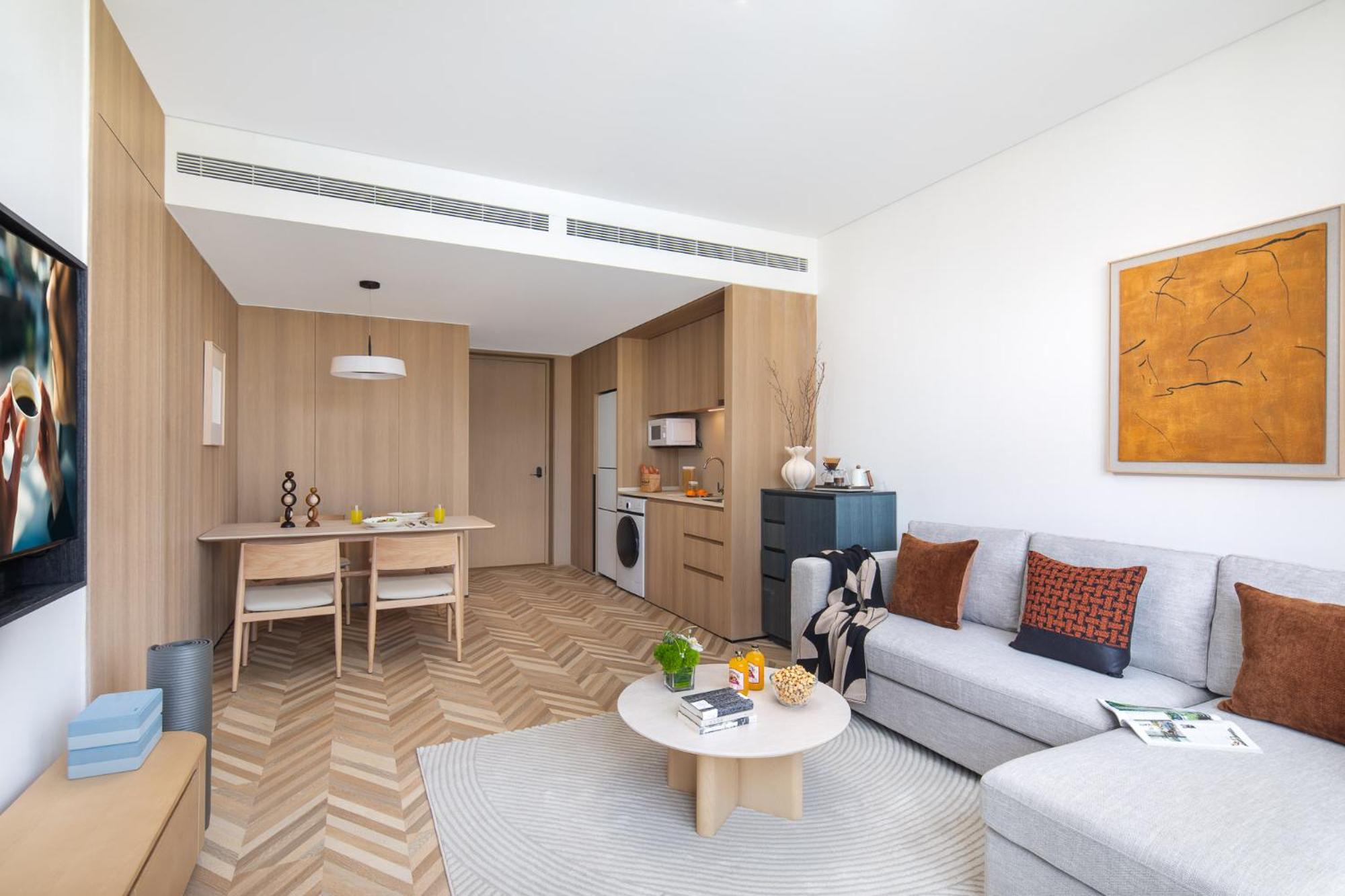 One-Bedroom Apartment