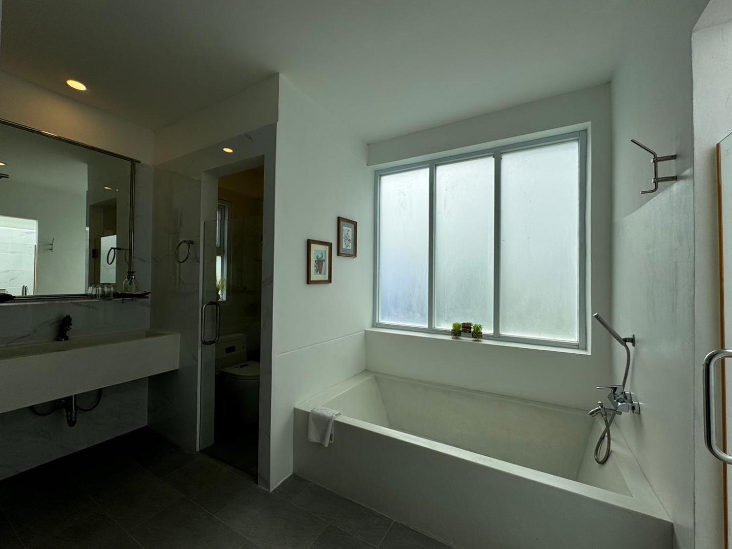 One-Bedroom Villa - Photo 6