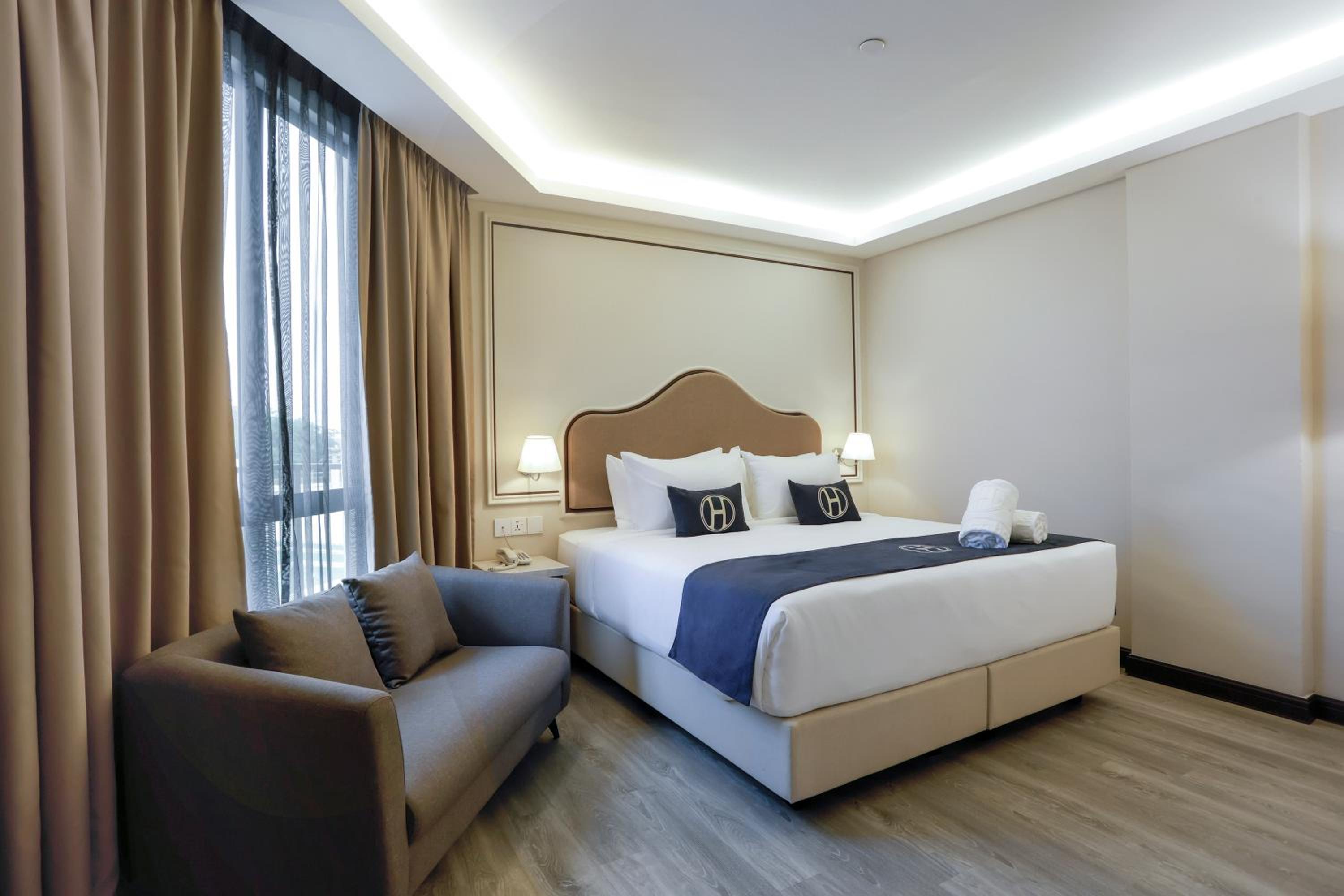Junior Suite - Photo 1