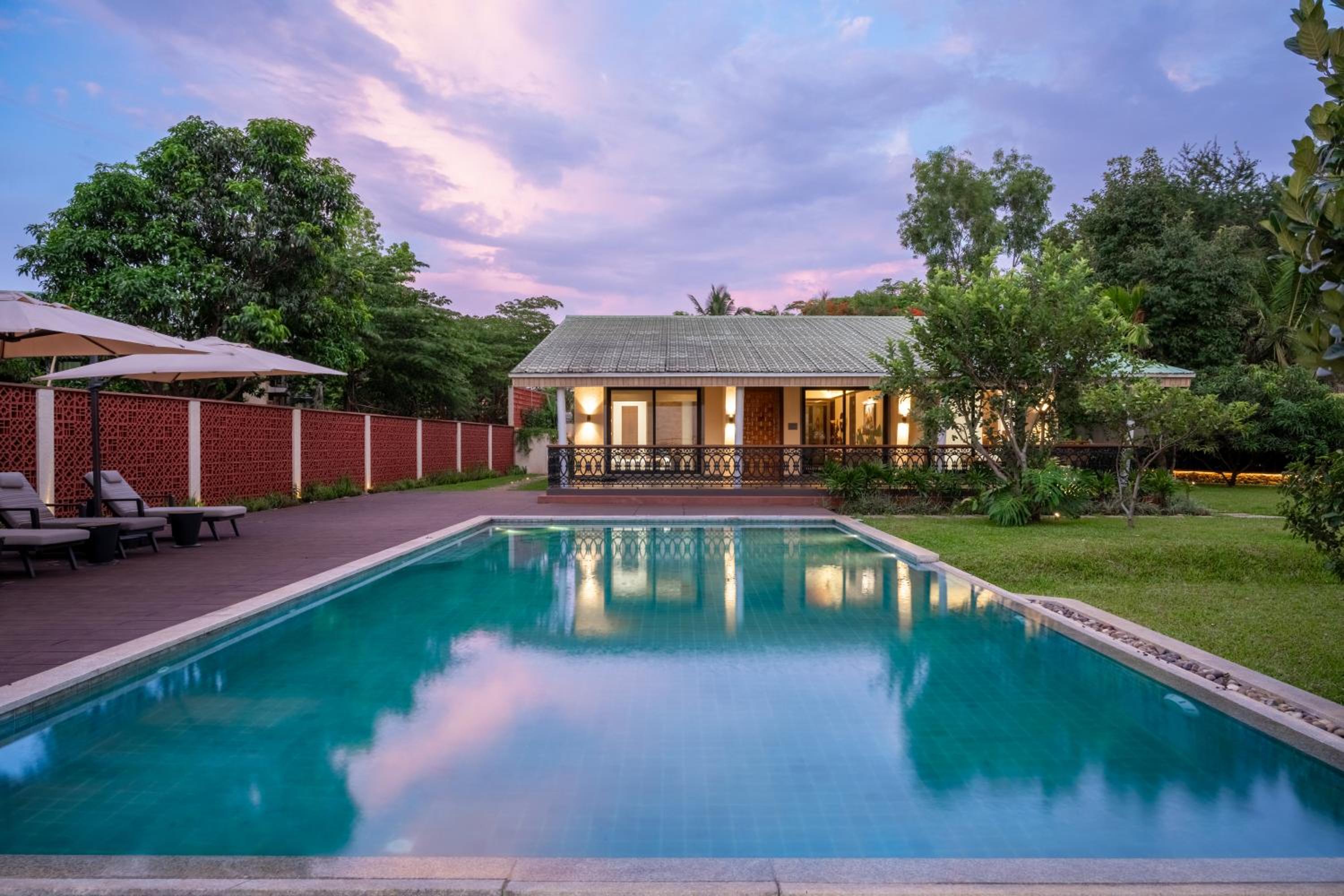 Three-Bedroom Villa photo 2