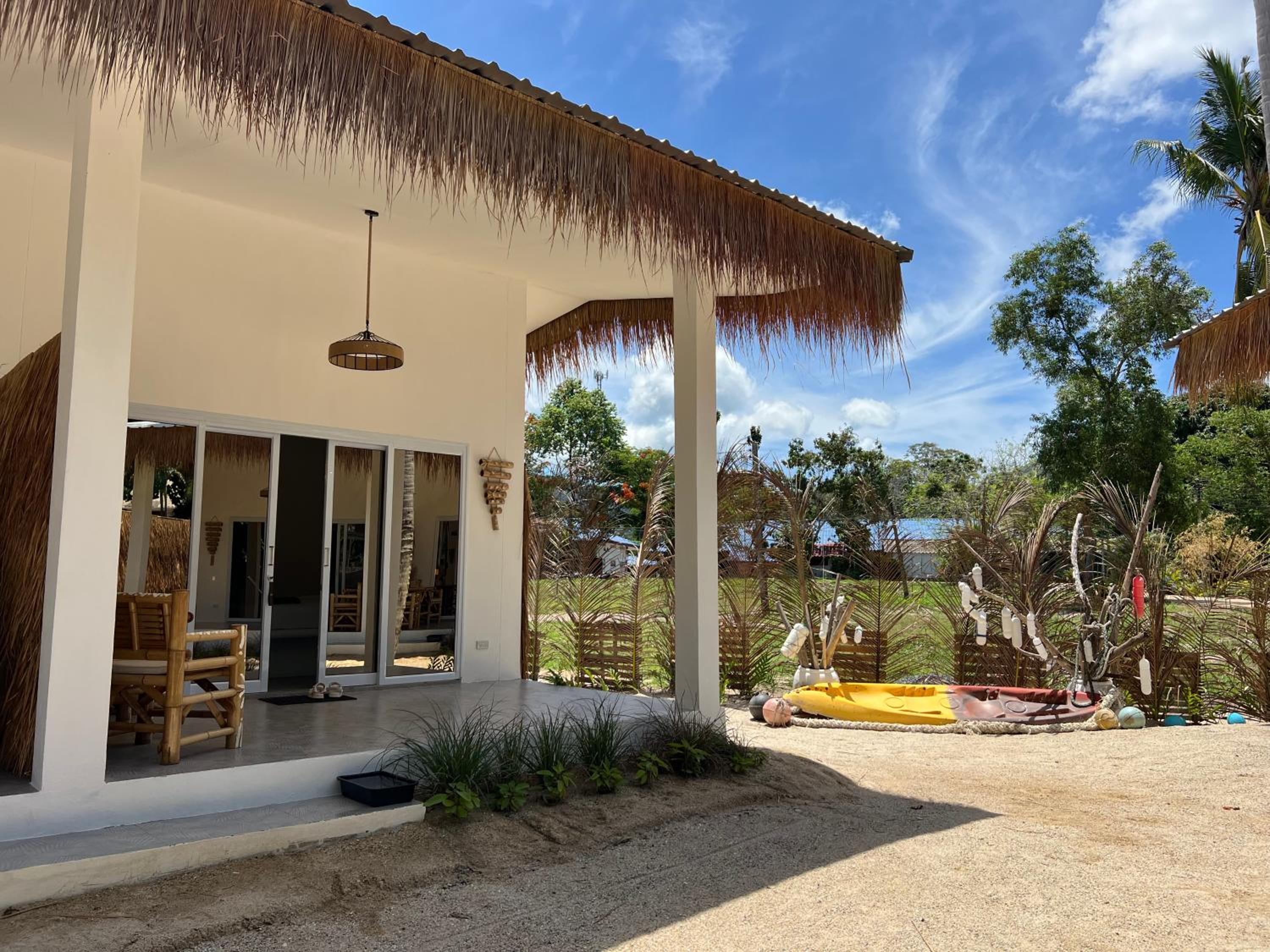 Deluxe Bungalow with Garden View - Photo 6