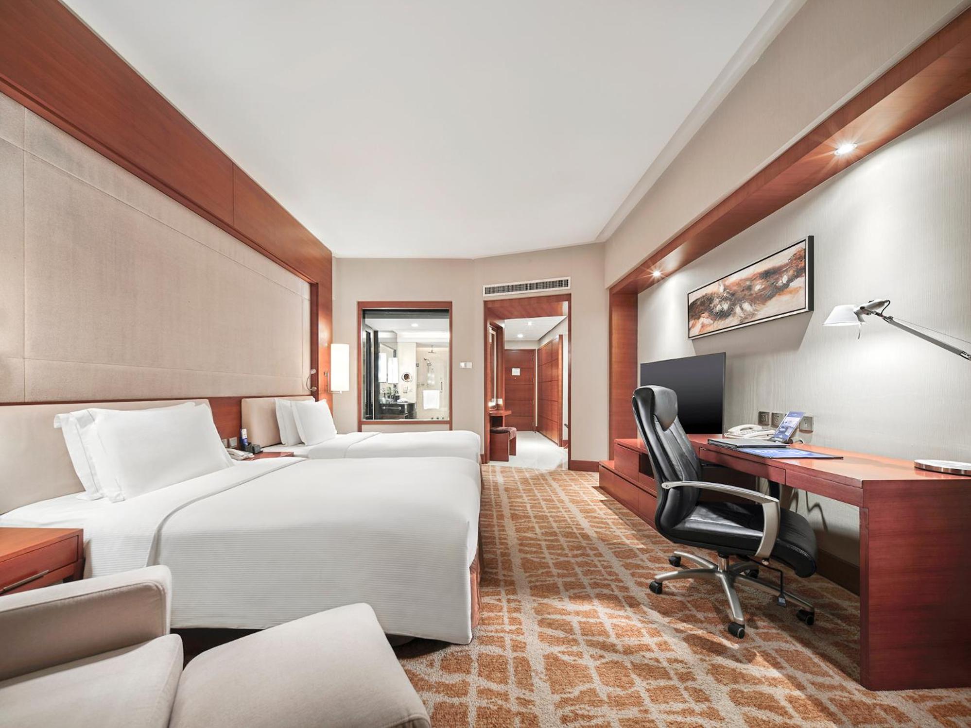 Deluxe Twin Room - Photo 3
