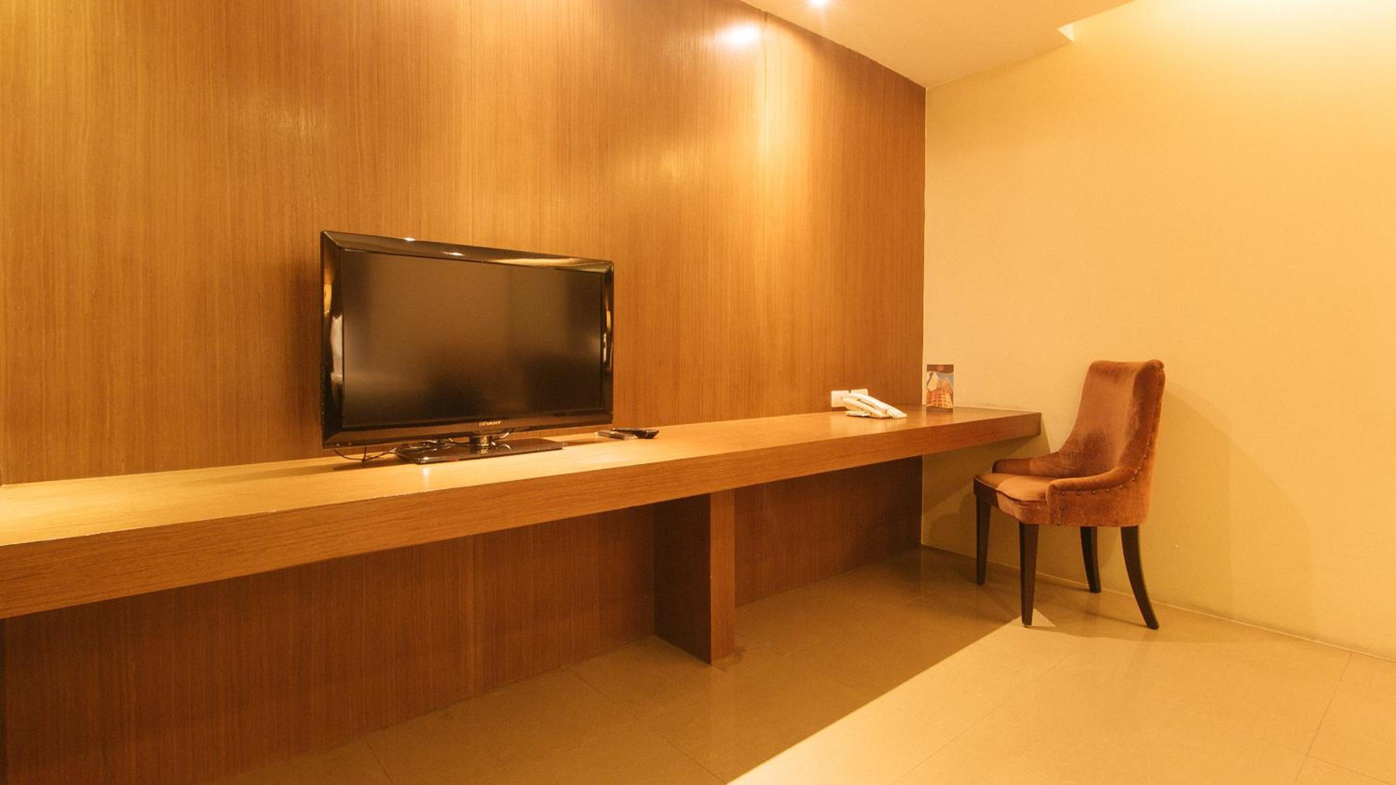 Twin Room - Photo 2