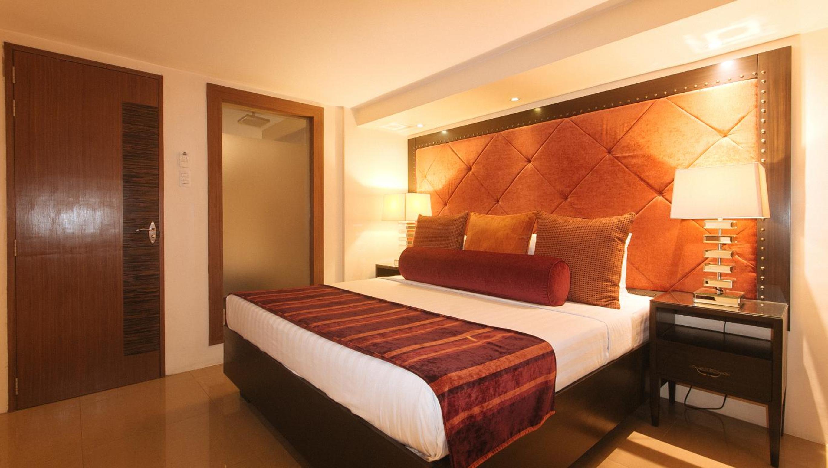 Venezia Room - Photo 16
