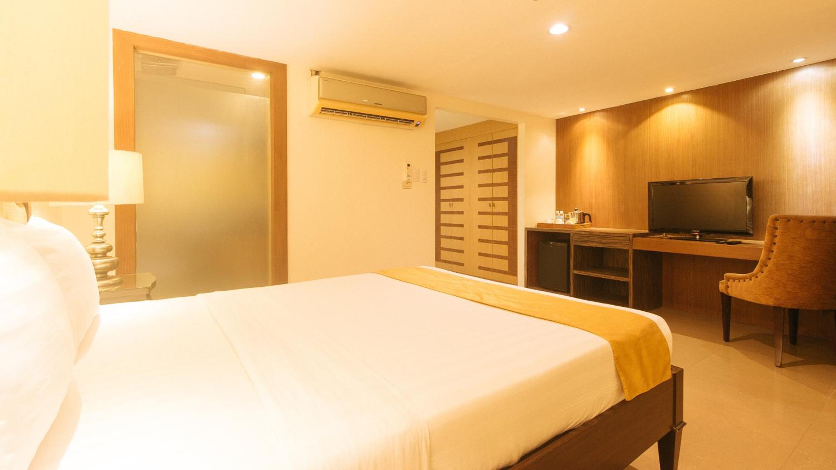 Deluxe Double Room - Photo 4