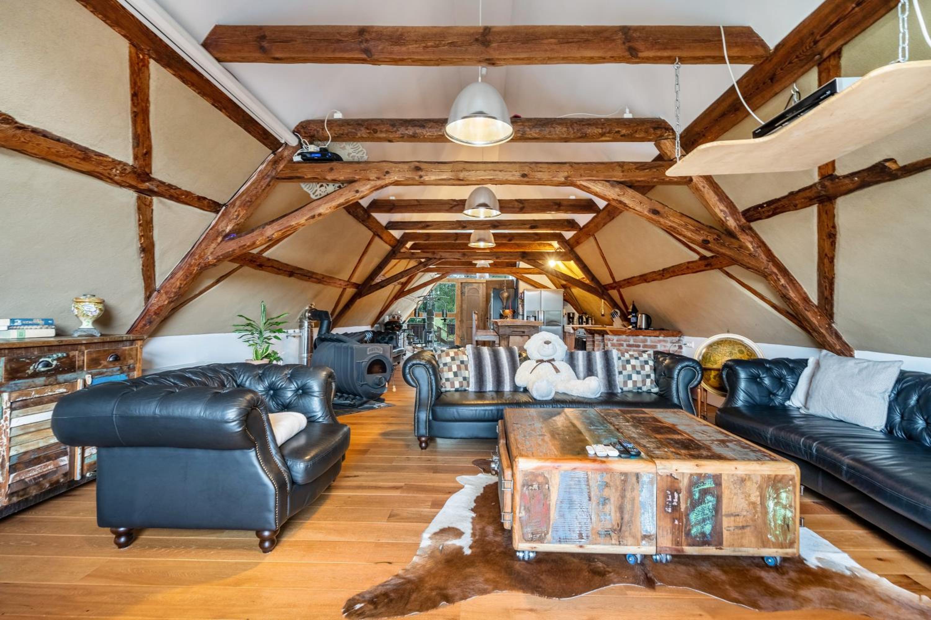 One-Bedroom House photo 1