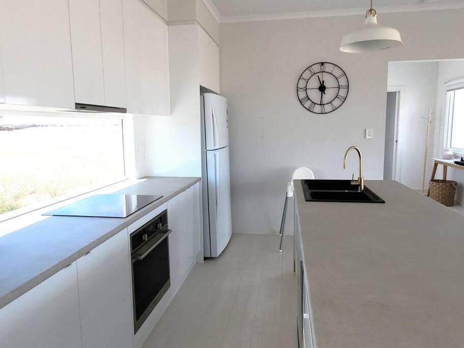 Four-Bedroom House photo 2
