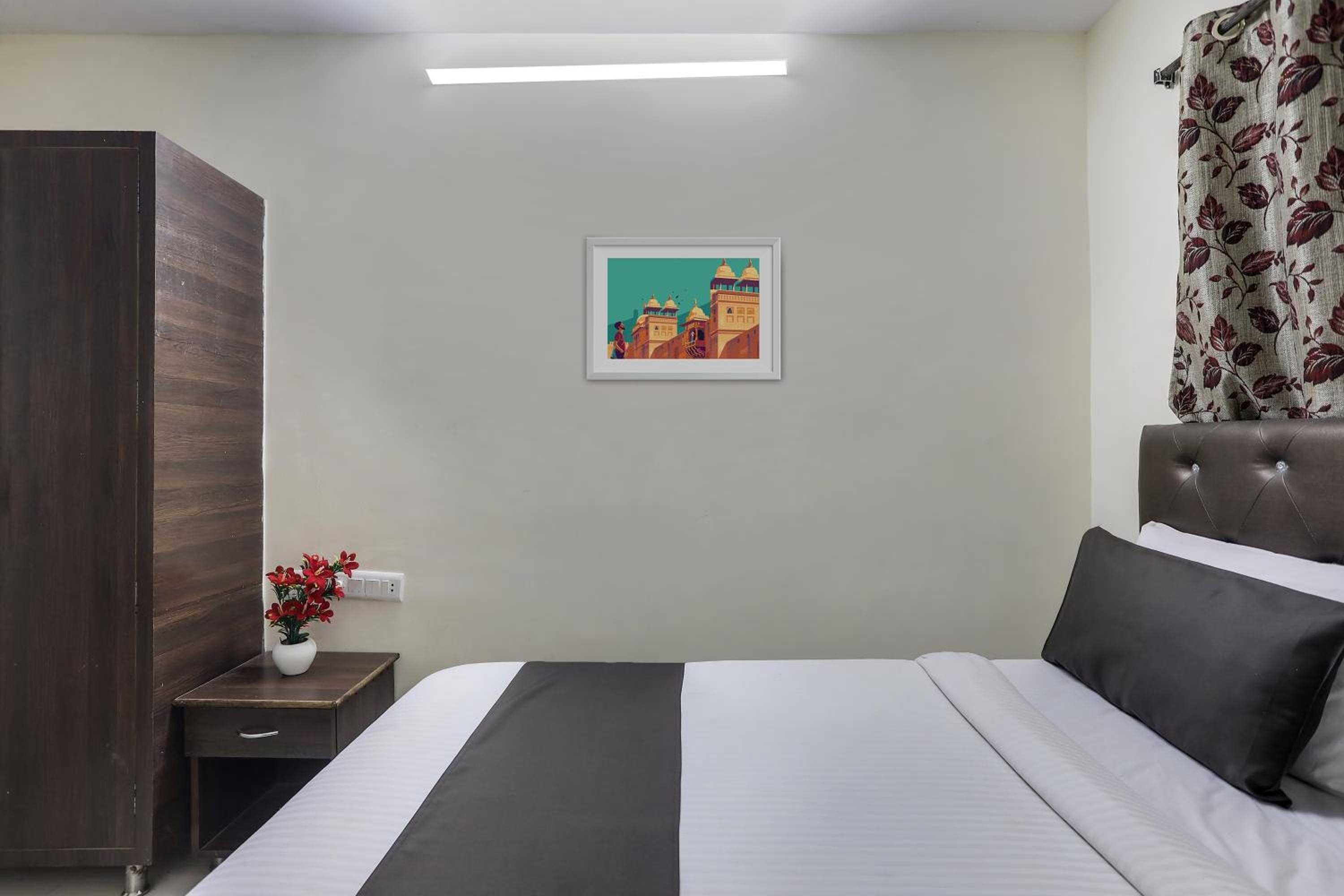 Standard Double Room - Photo 14