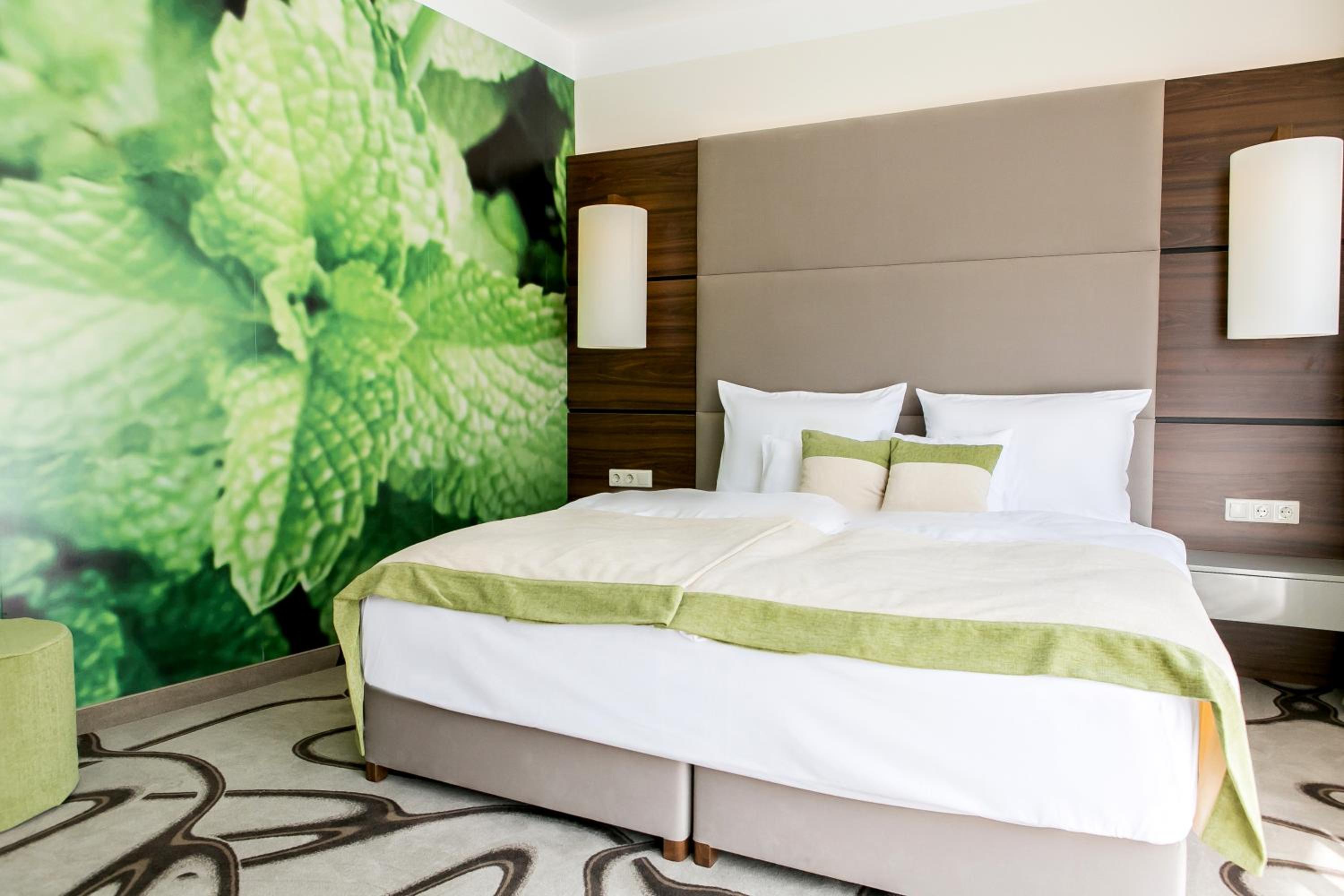 Superior Double or Twin Room with Balcony - Fragrance Room - Photo 1