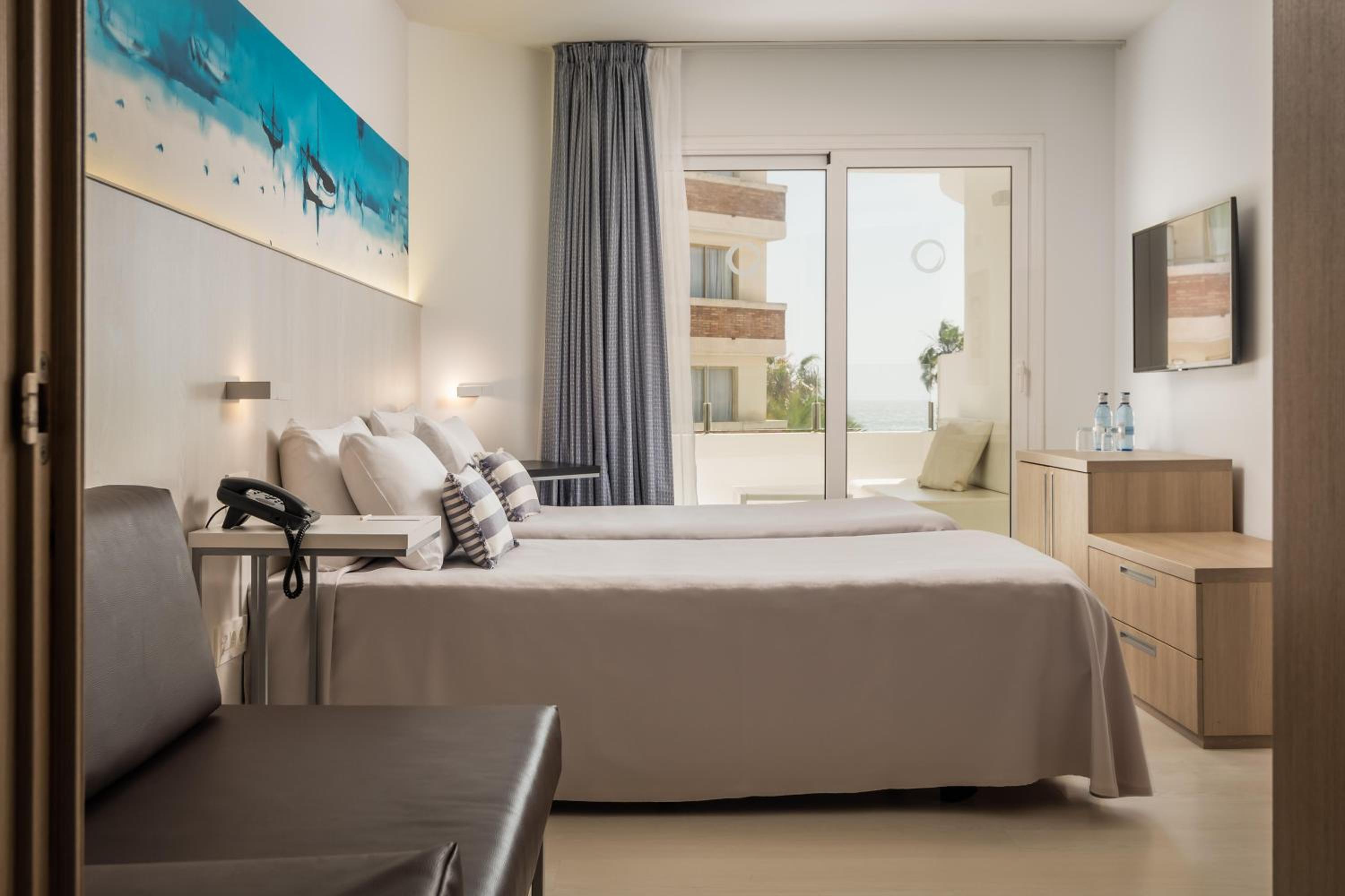 Triple Room - Photo 2