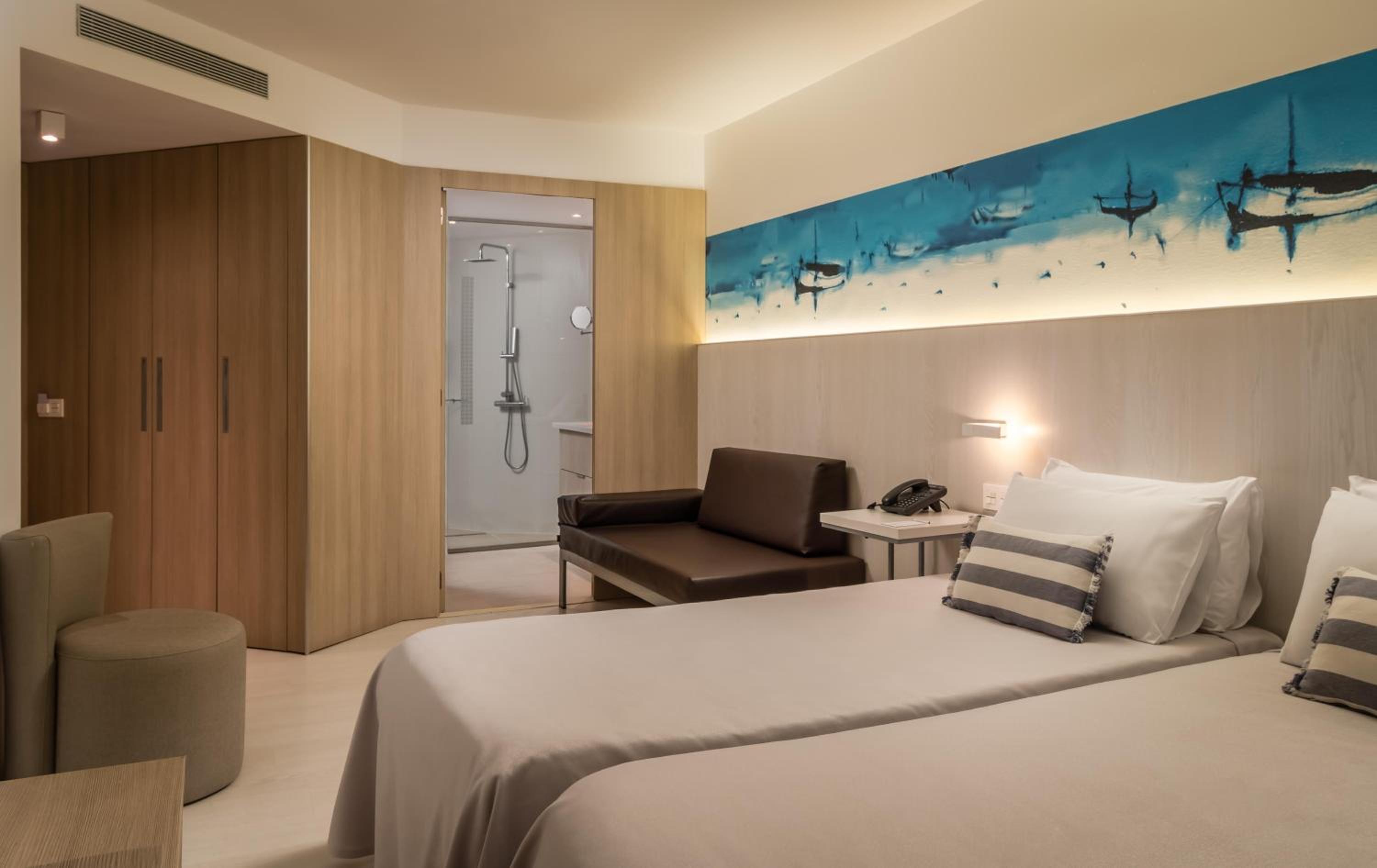 Triple Room - Photo 7