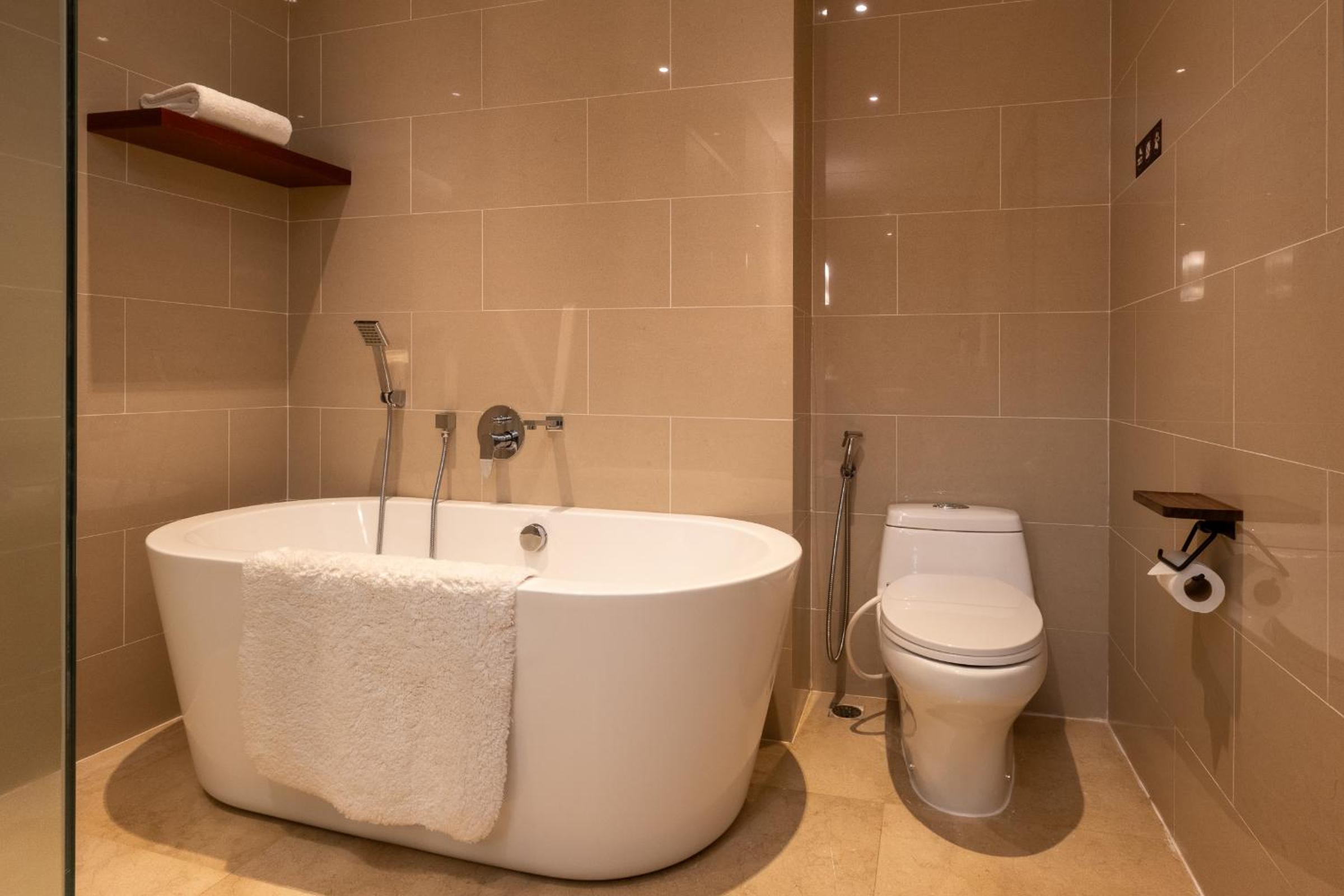 Executive Suite photo 2