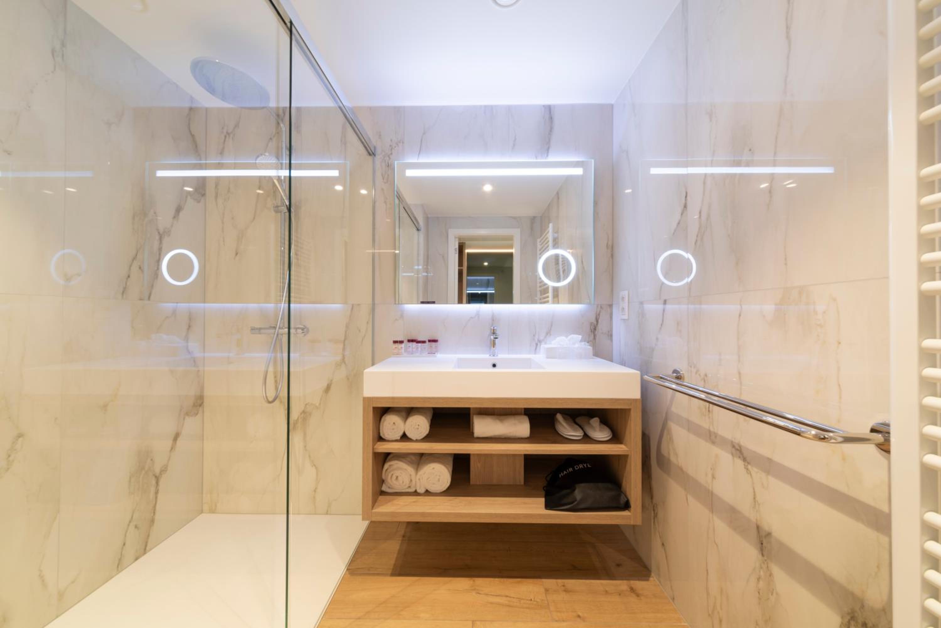 Superior Double or Twin Room photo 2