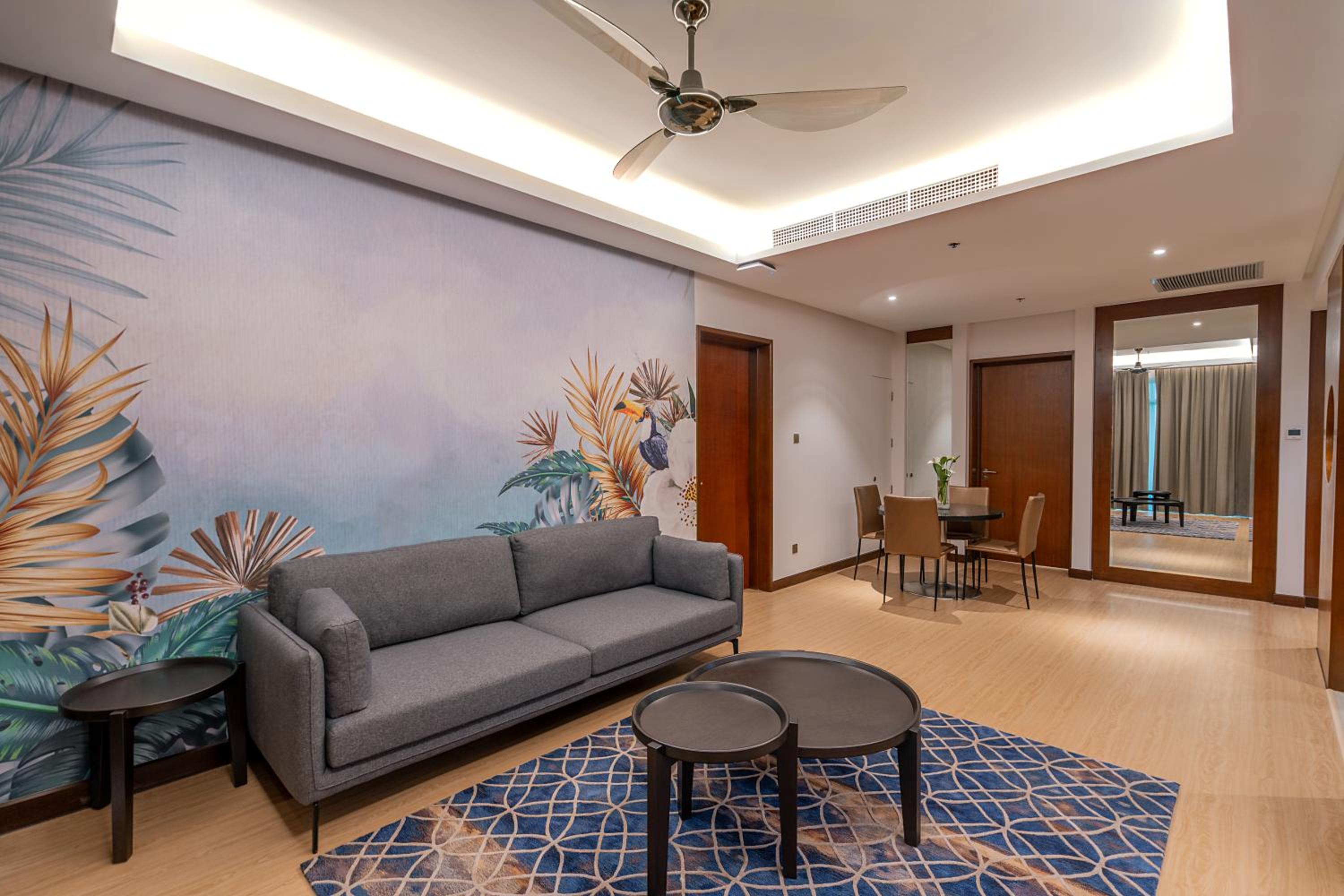 Deluxe Two-Bedroom Apartment to Two-Bedroom Suite with Exclusive Residences Lounge Access
