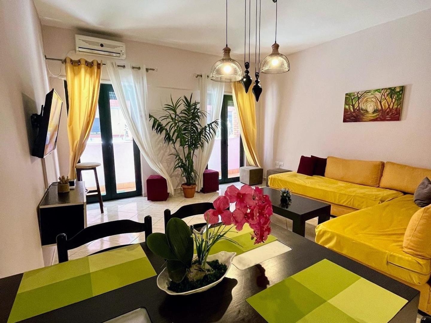 One-Bedroom Apartment with Balcony