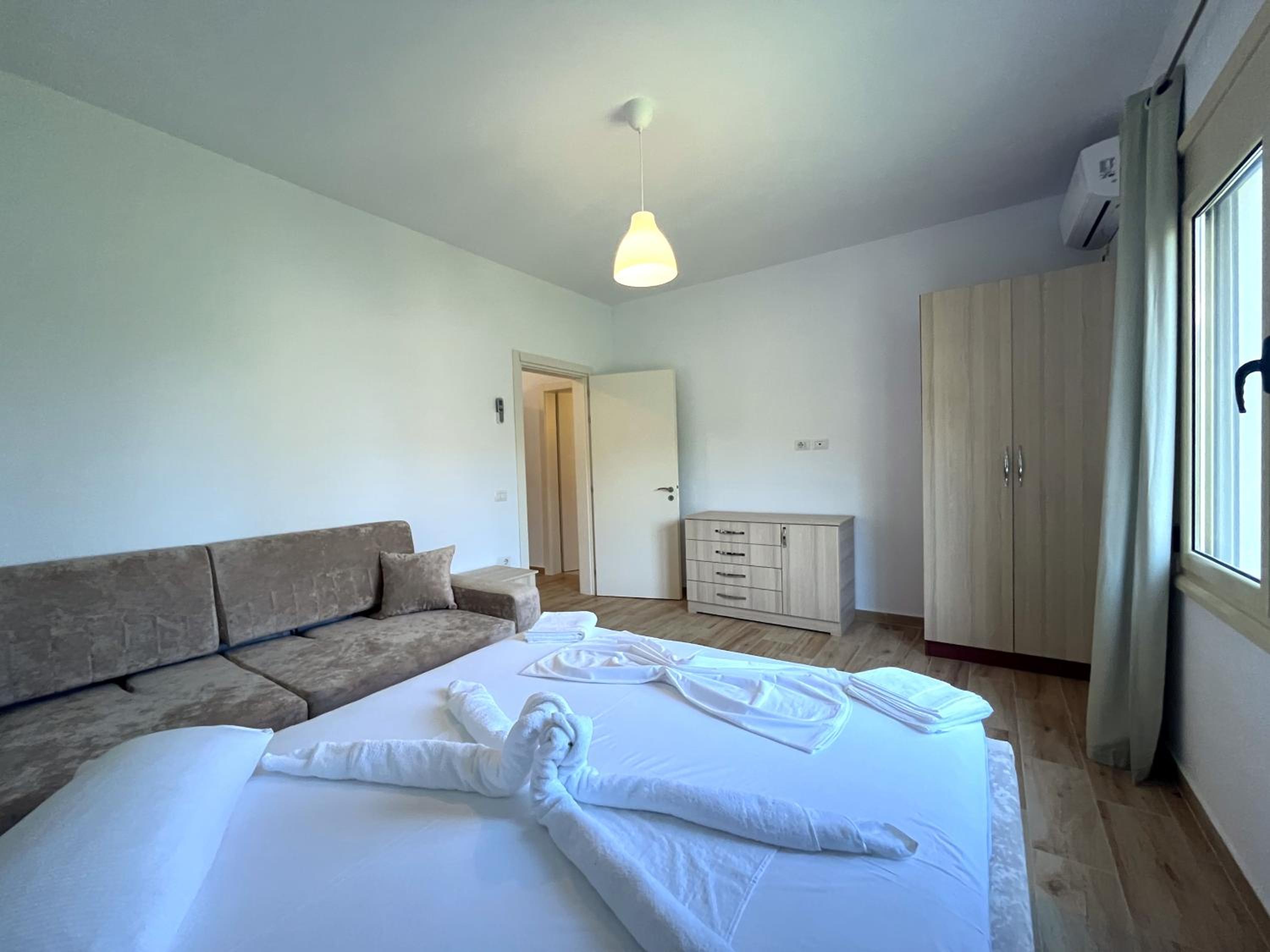 One-Bedroom Apartment with Balcony