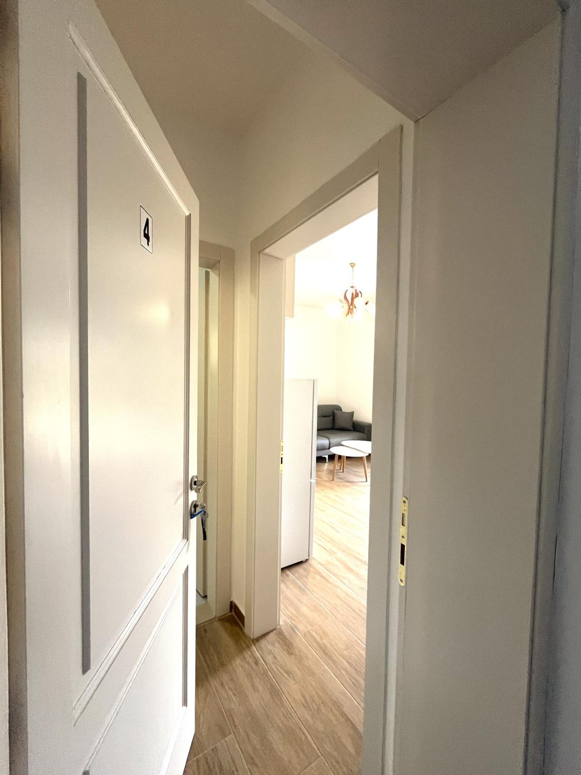 One-Bedroom Apartment with Balcony