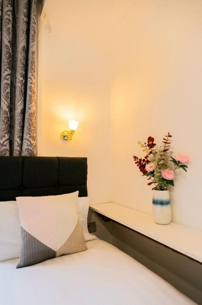 Budget Twin Room
