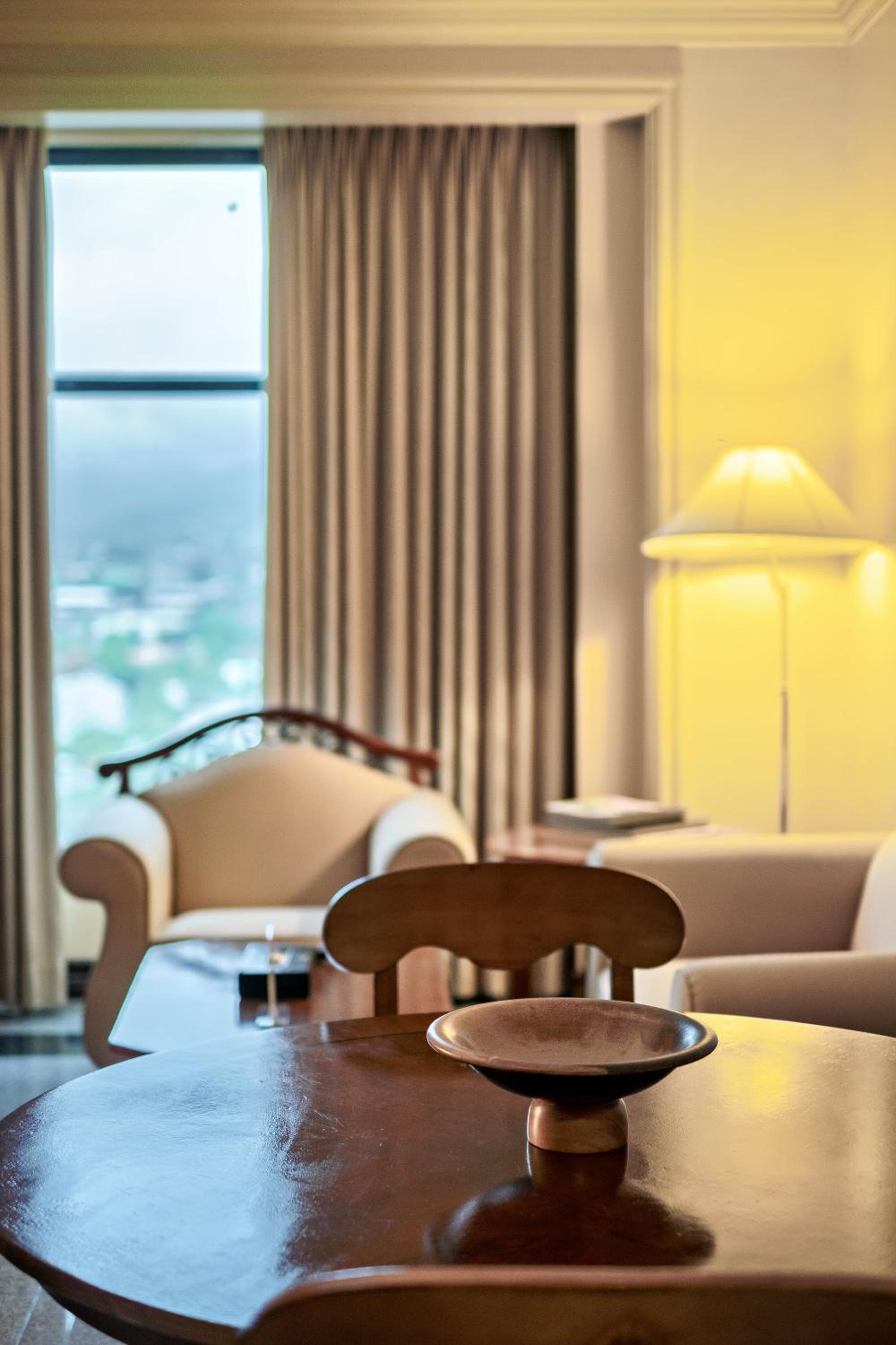 Ambassador Suite - Photo 4