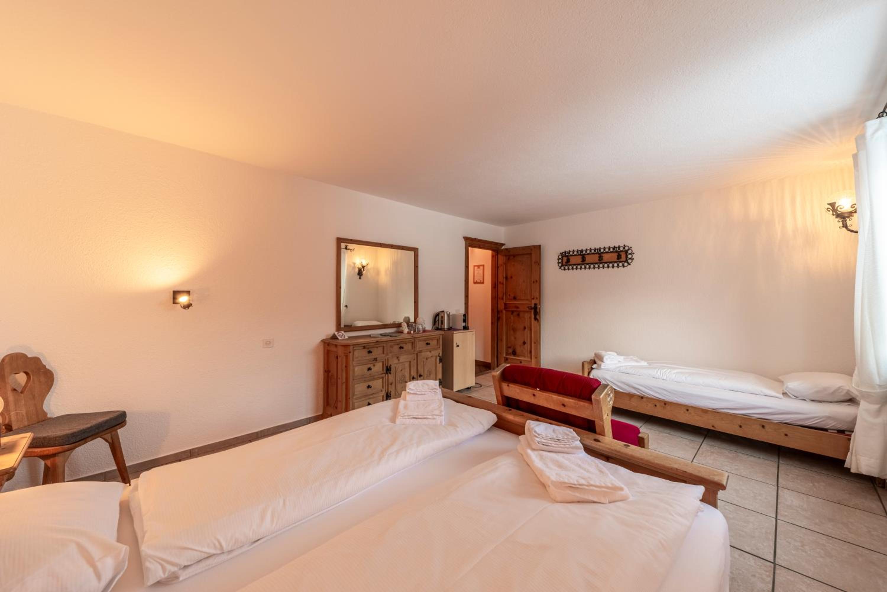 Triple Room with Lake View photo 1
