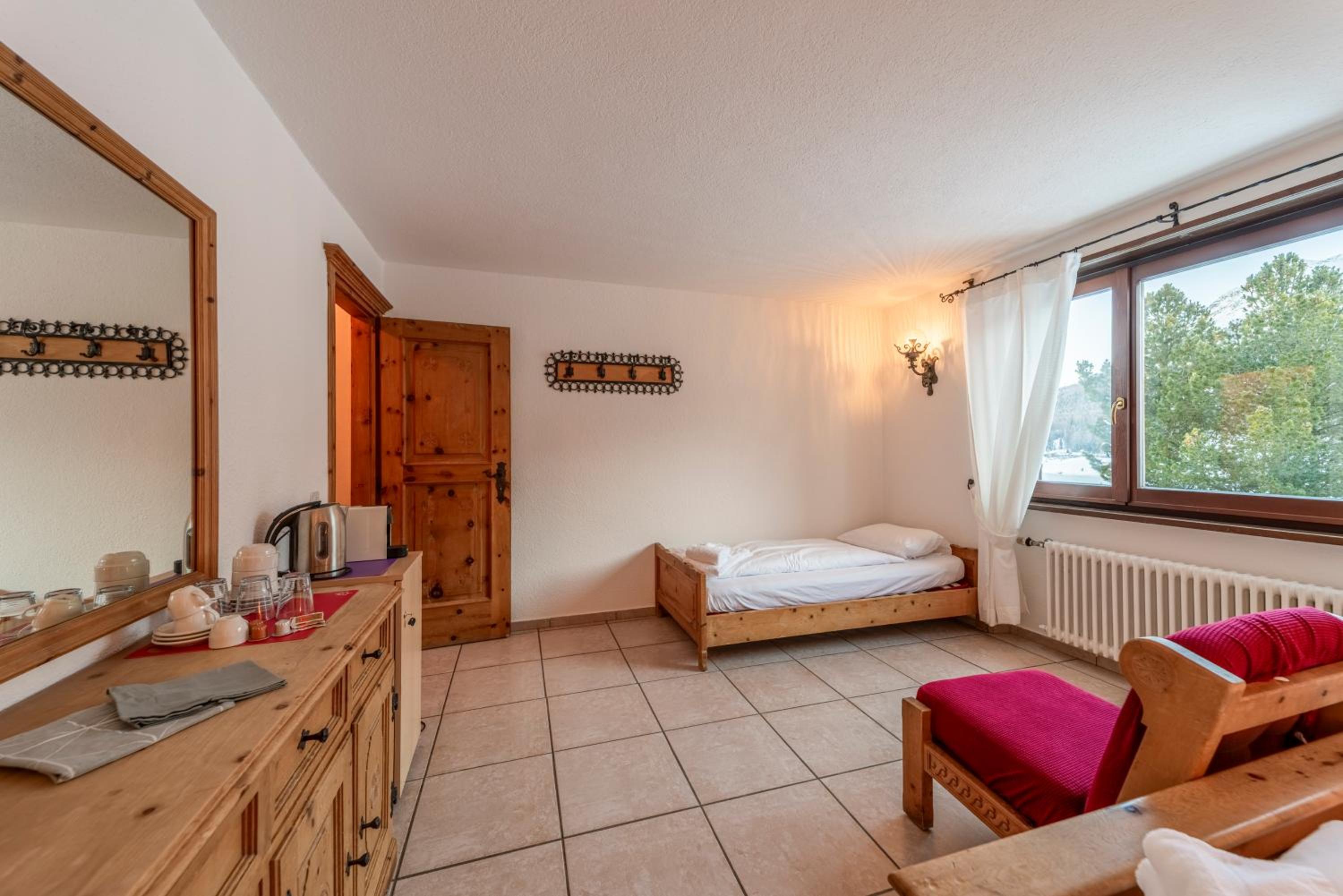 Triple Room with Lake View photo 2