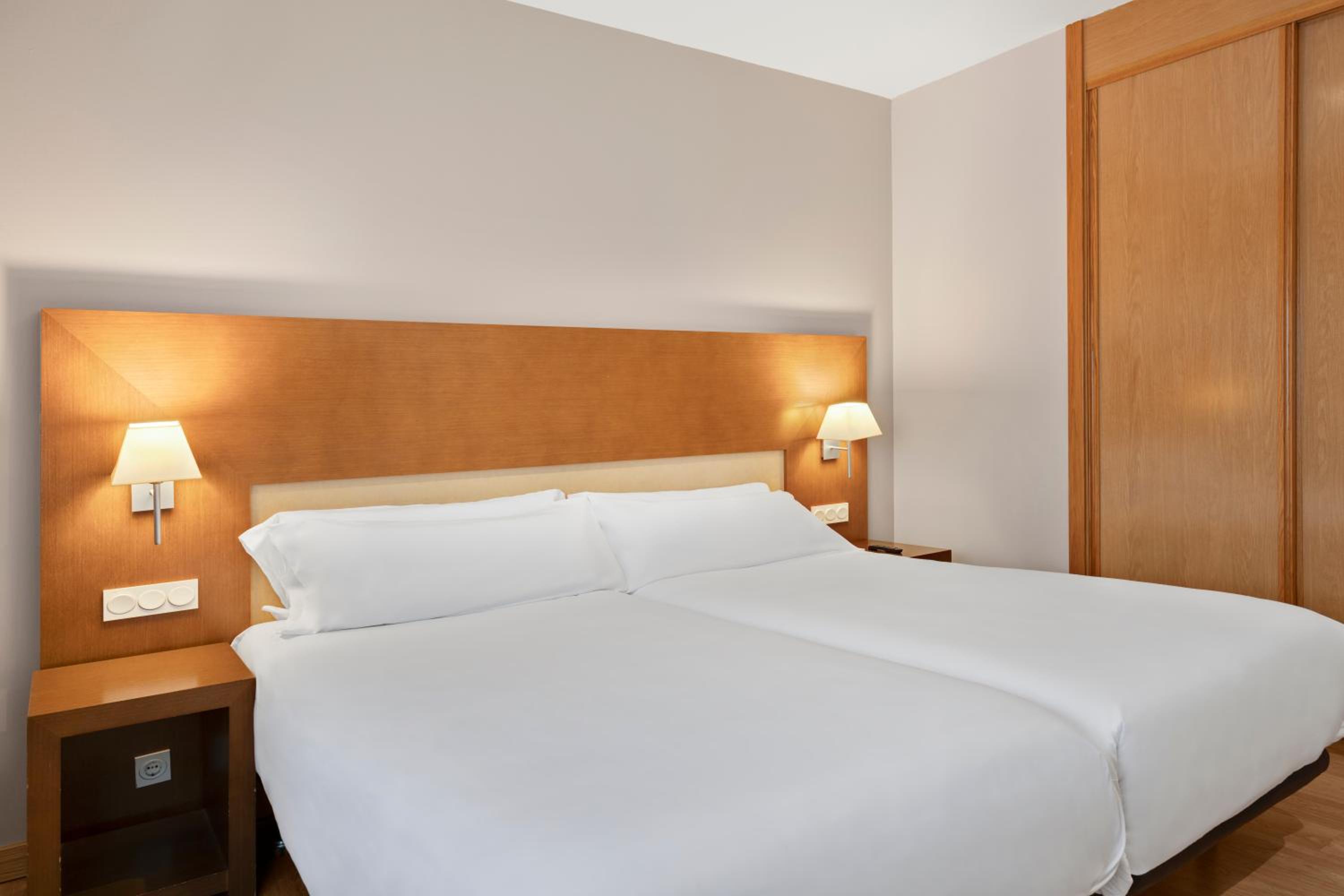 Double or Twin Room photo 2