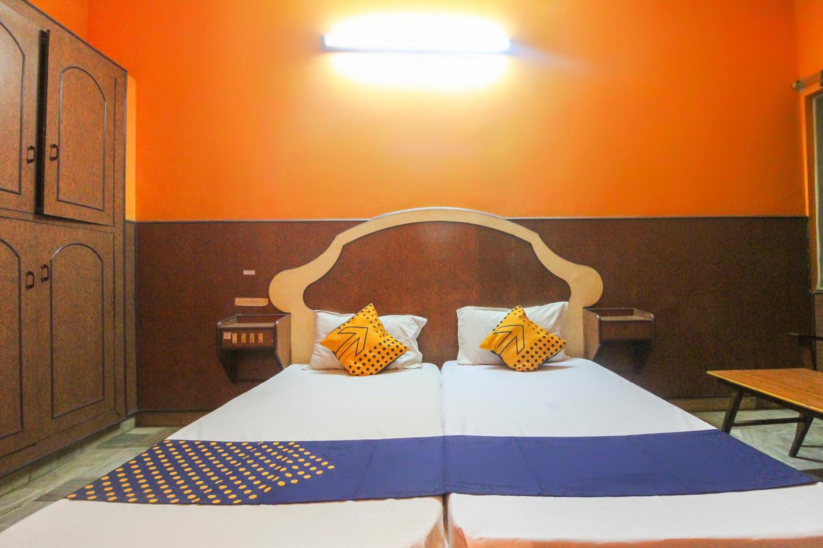 Classic Triple Room - Photo 4