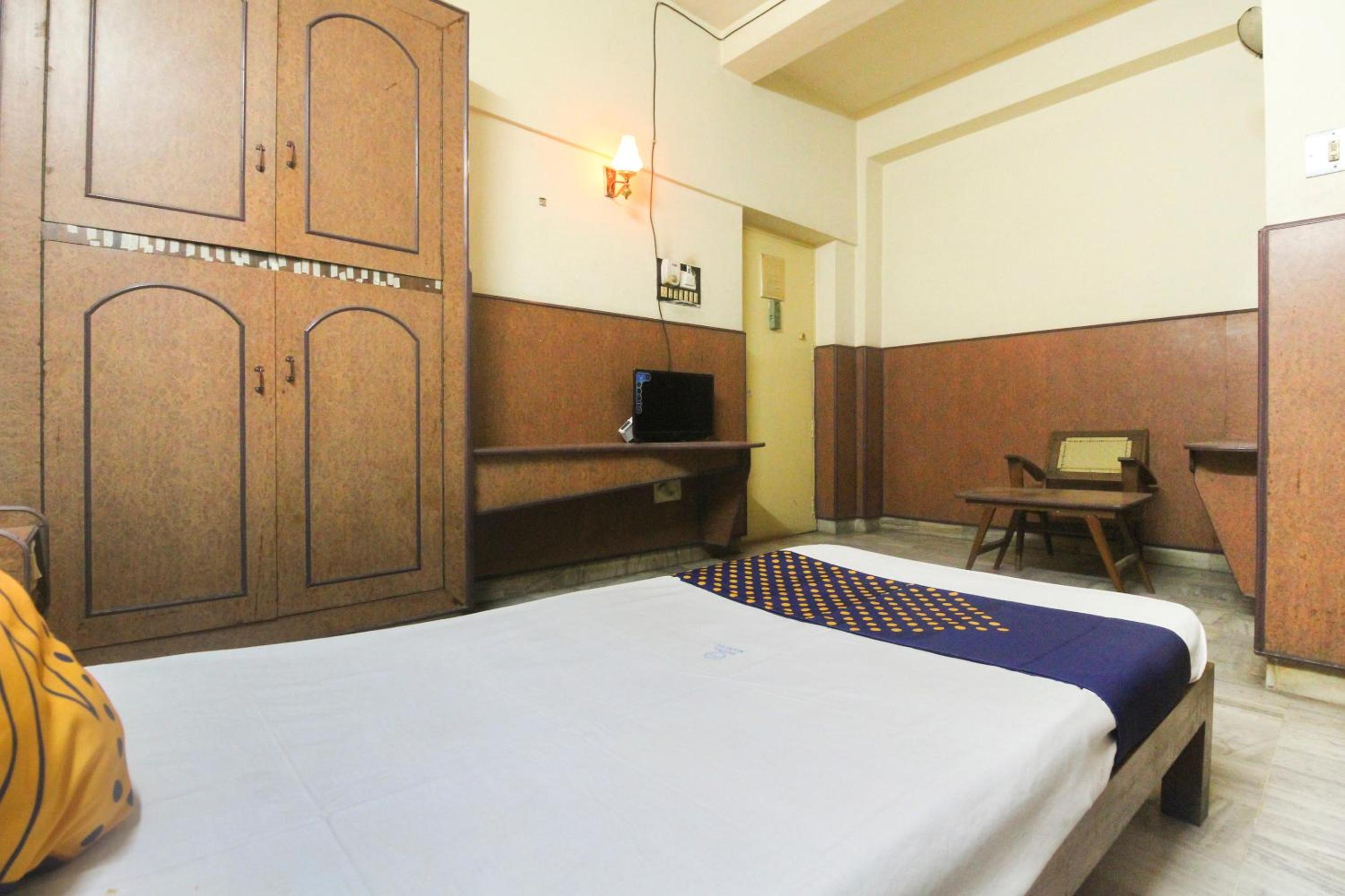 Classic Triple Room - Photo 6