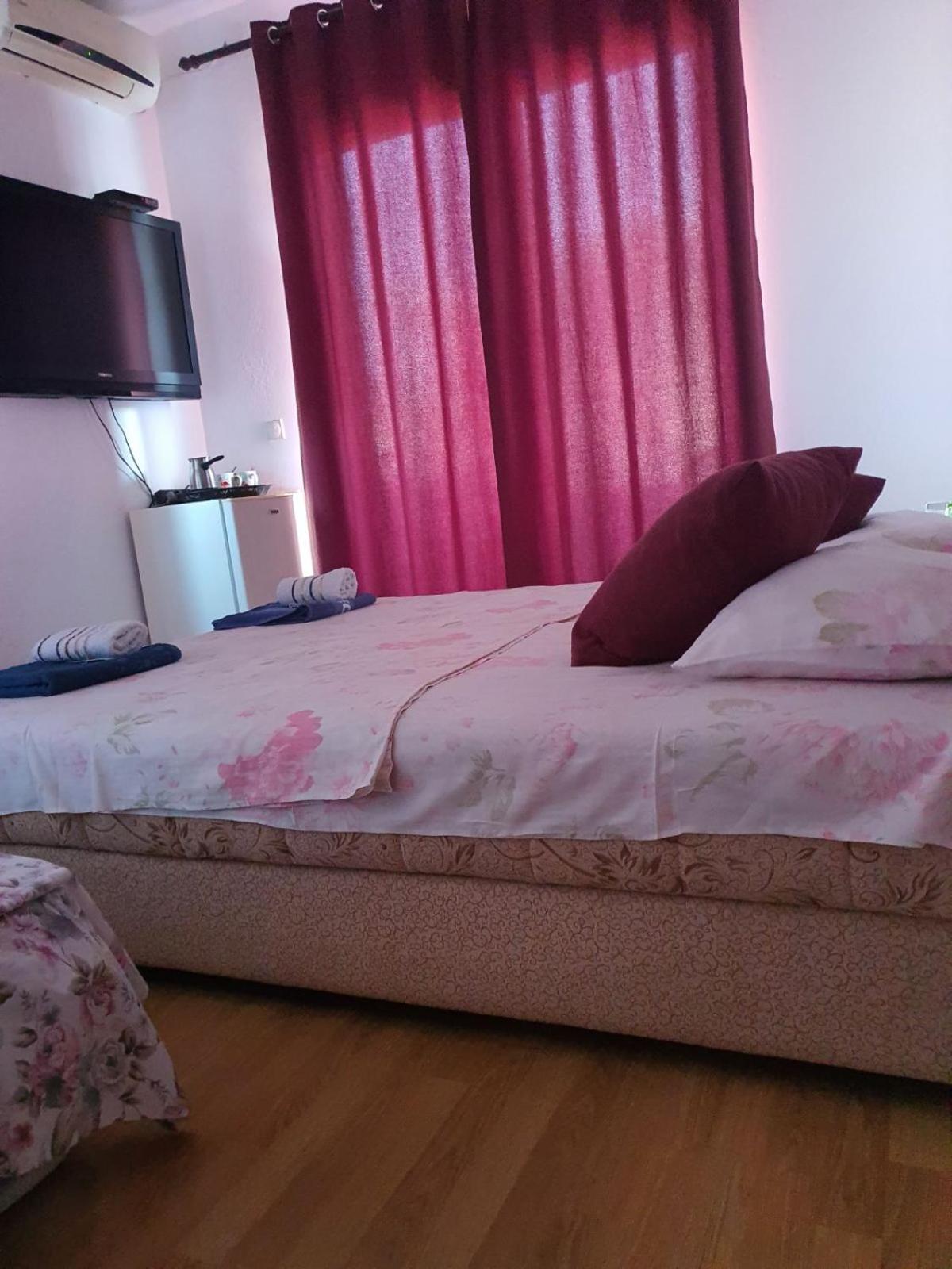 Family Suite with Balcony photo 2