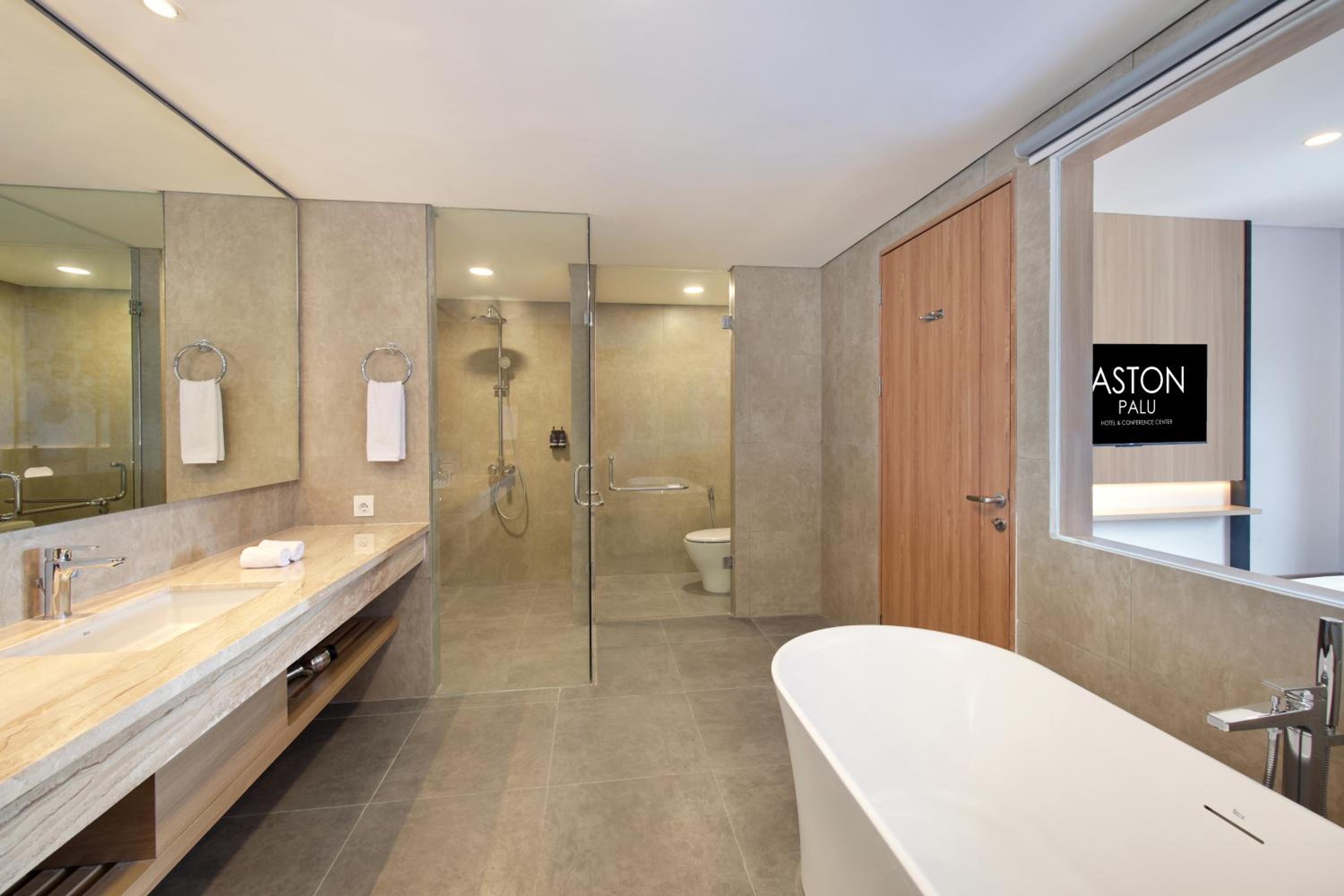 Presidential Suite photo 2