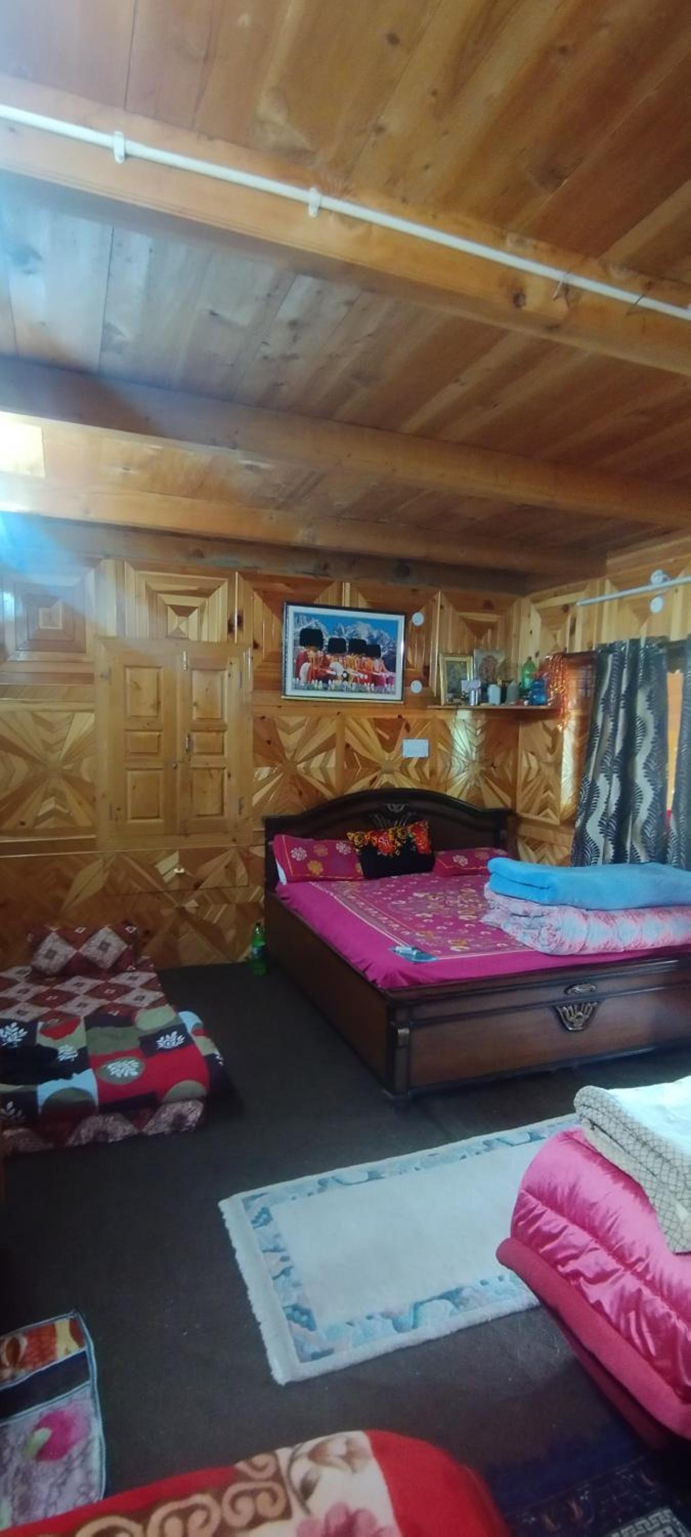 Deluxe Family Room photo 1