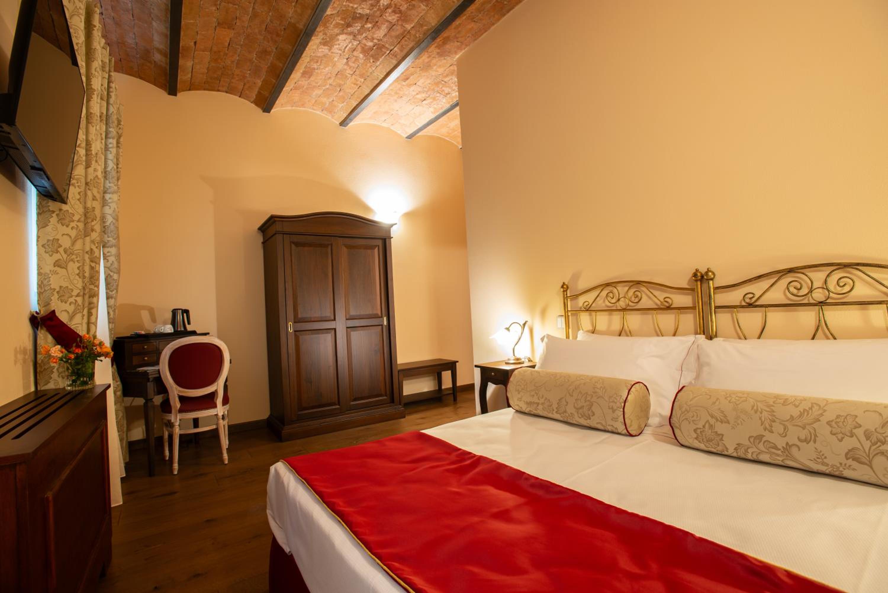 Double Room with Garden View - Photo 1