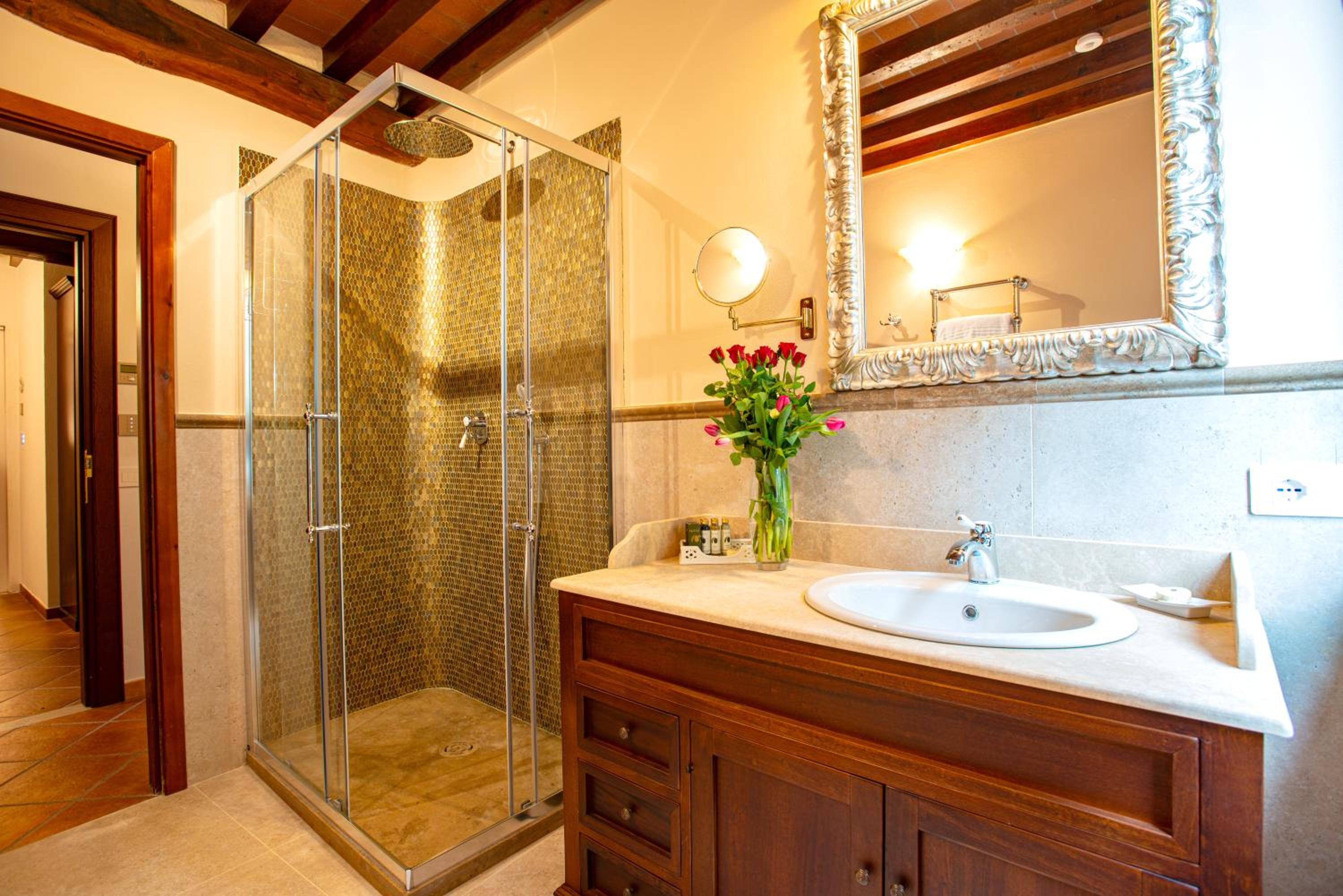 Double Room with Garden View - Photo 3