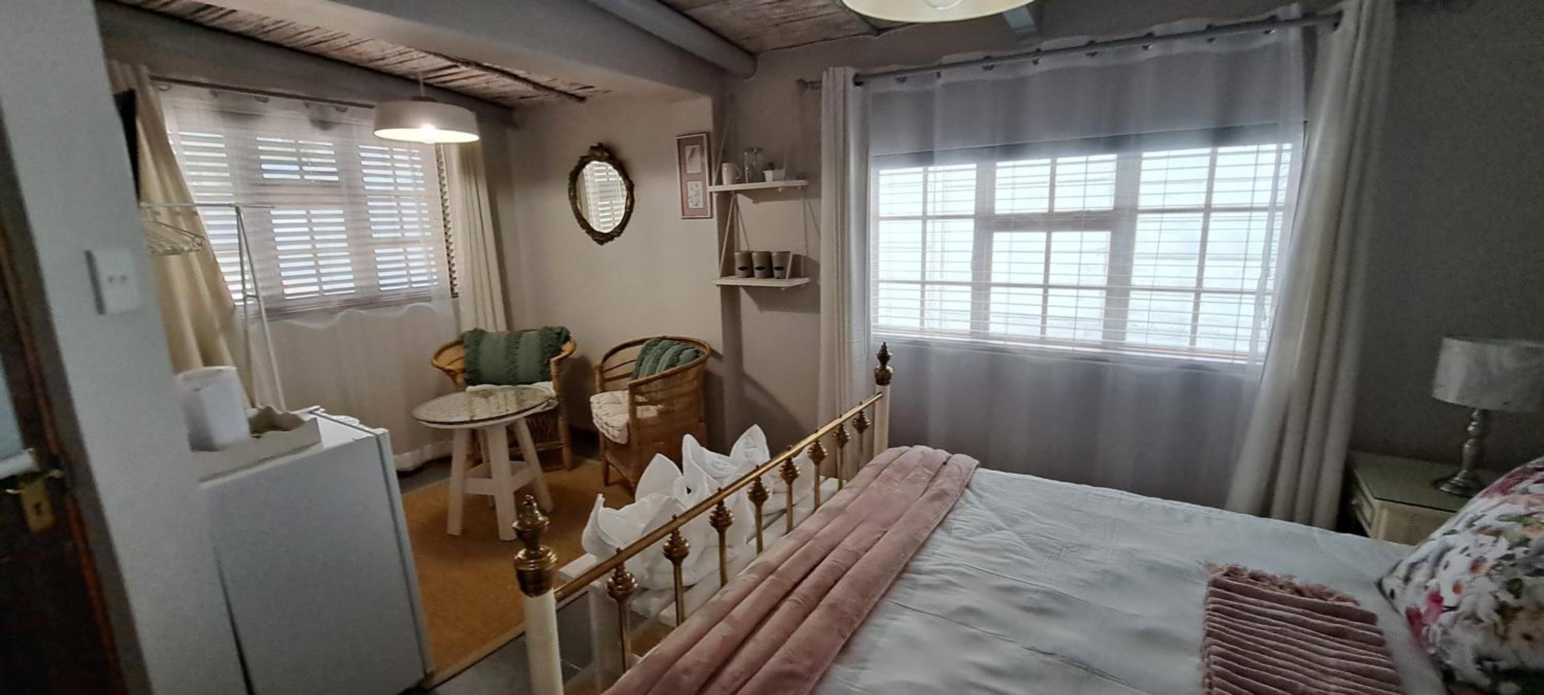 Standard Queen Room photo 2