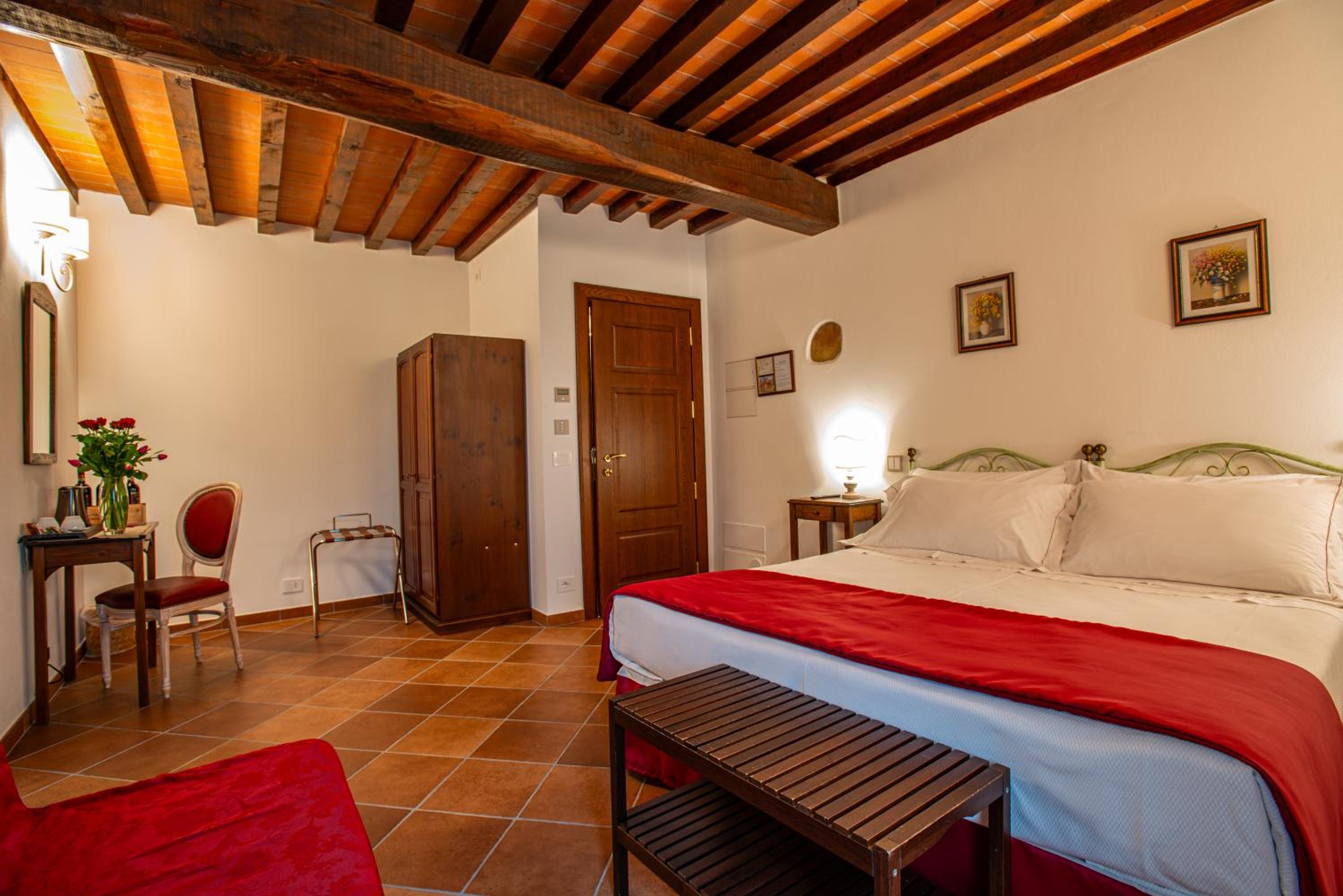 Double or Twin Room with Garden View - Photo 4